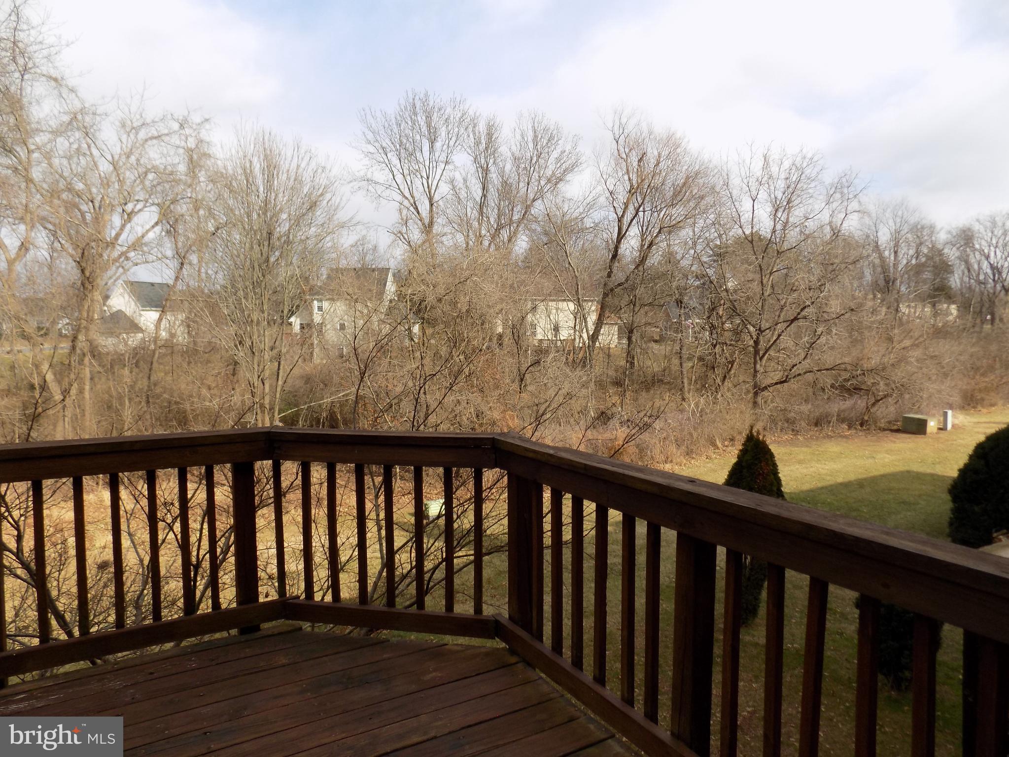 FRANKLIN FARM - Residential Lease