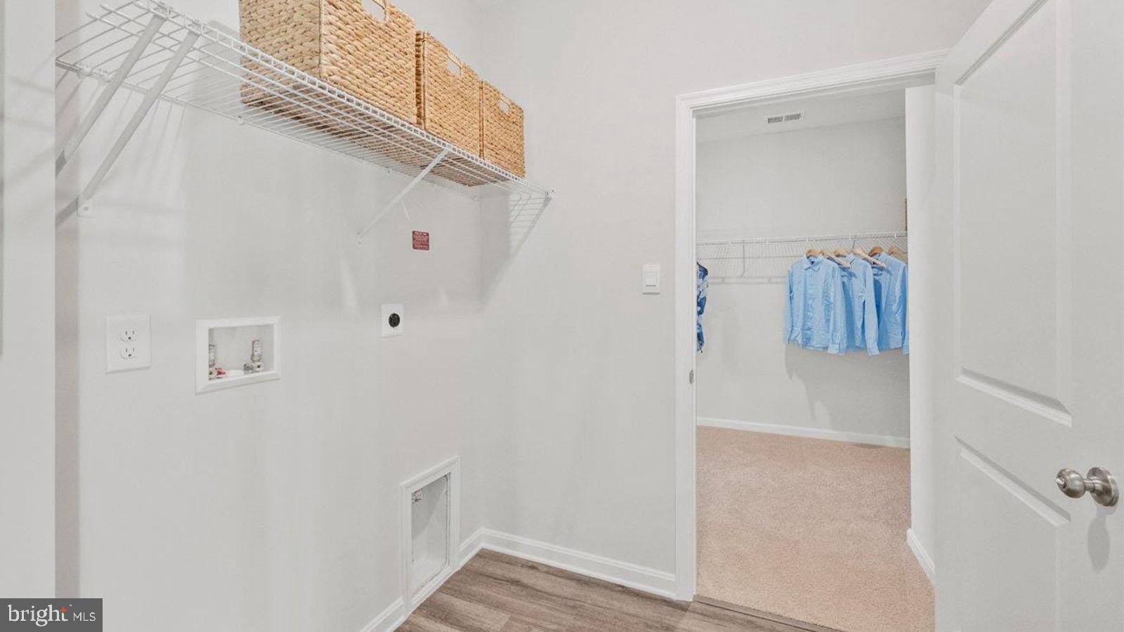 TOLLHOUSE WOODS - Residential