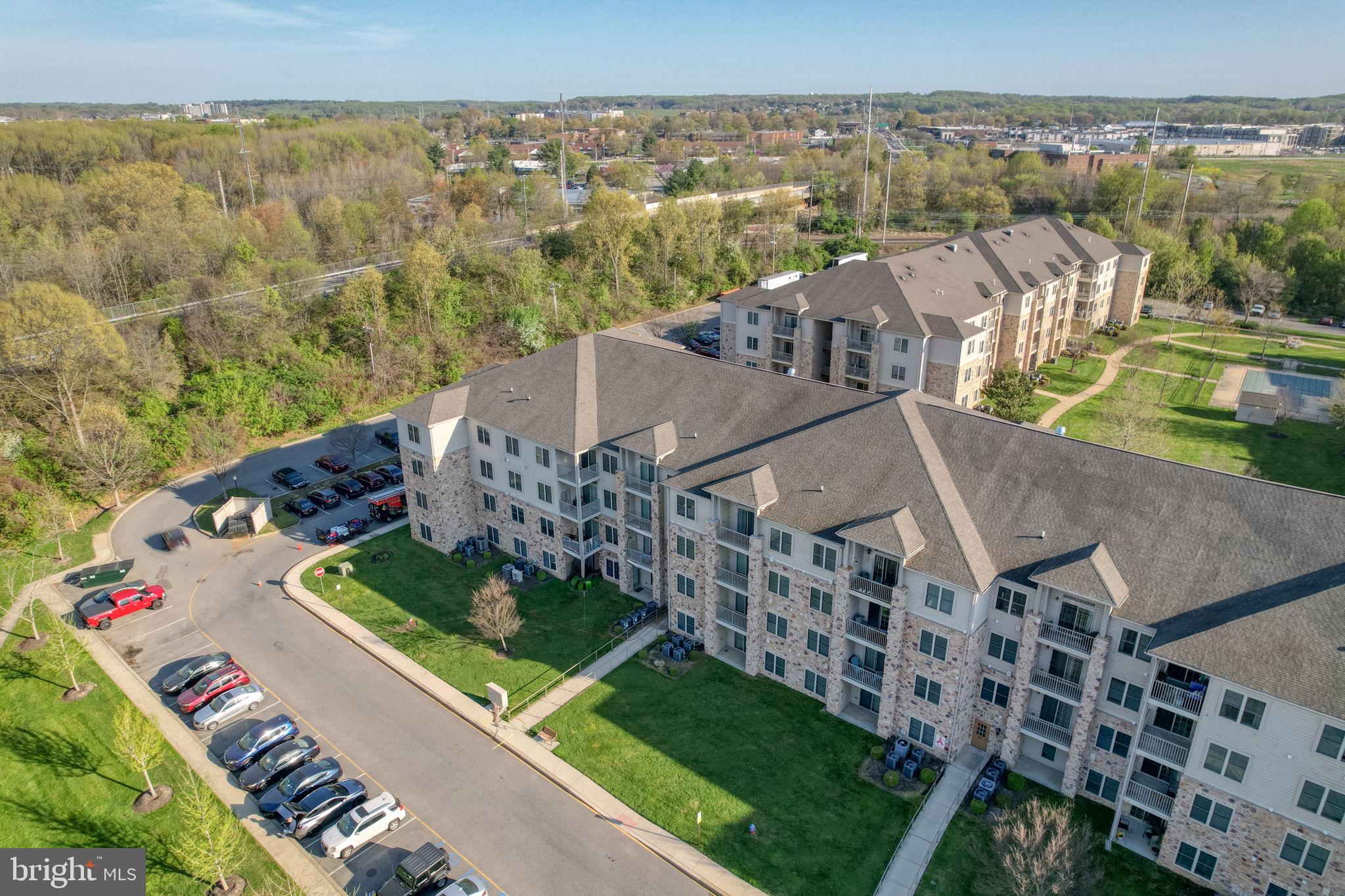 FOUNTAINVIEW - Residential