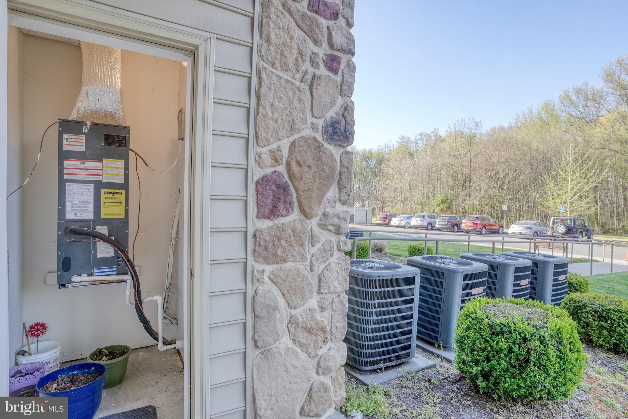 FOUNTAINVIEW - Residential