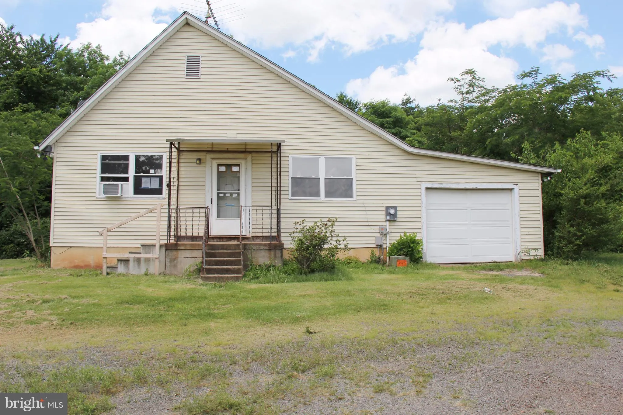 Additional image 2 of 14622 Vint Hill Road, Nokesville, VA 20181