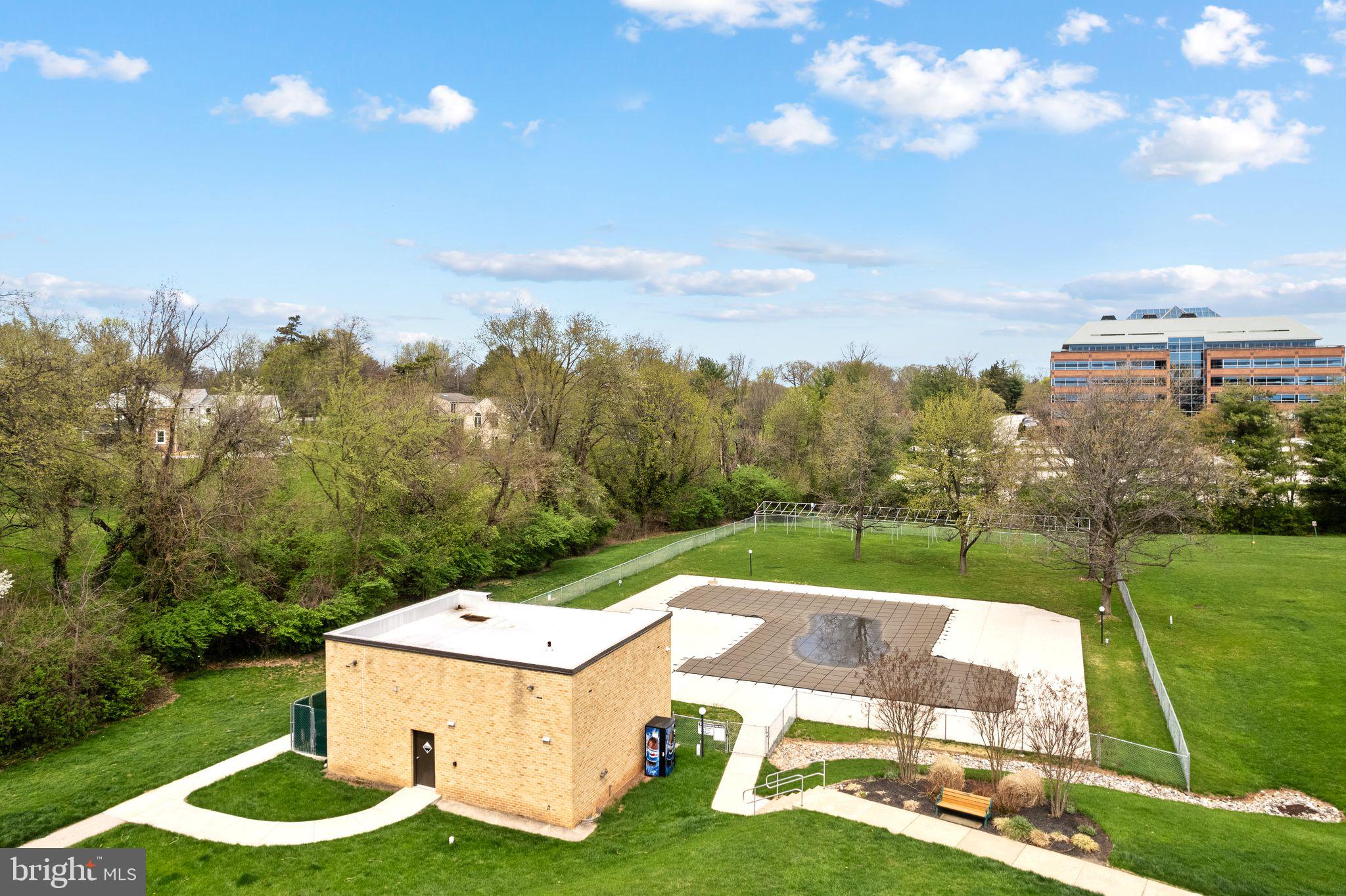 PLYMOUTH HILLS - Residential