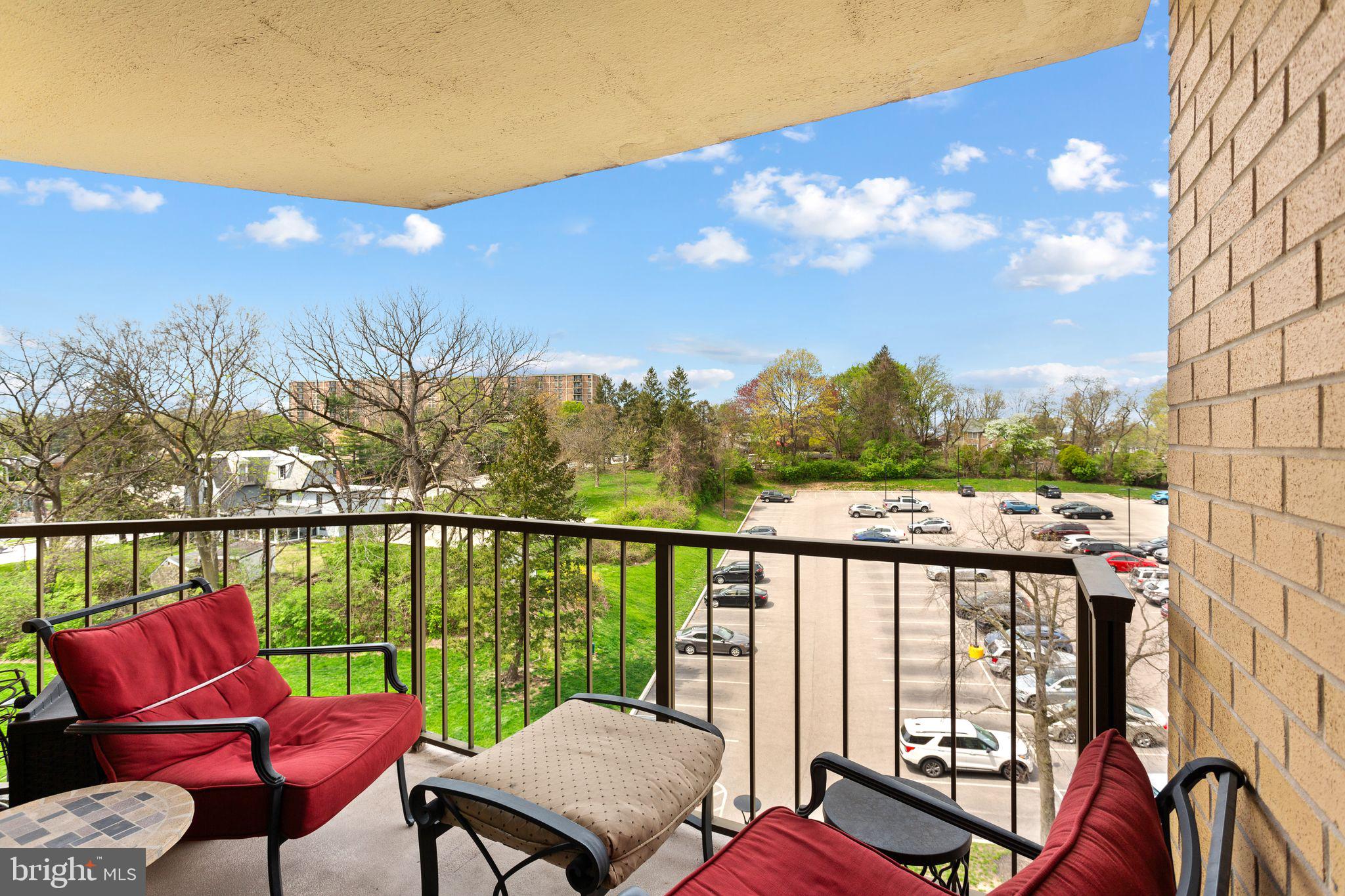 PLYMOUTH HILLS - Residential