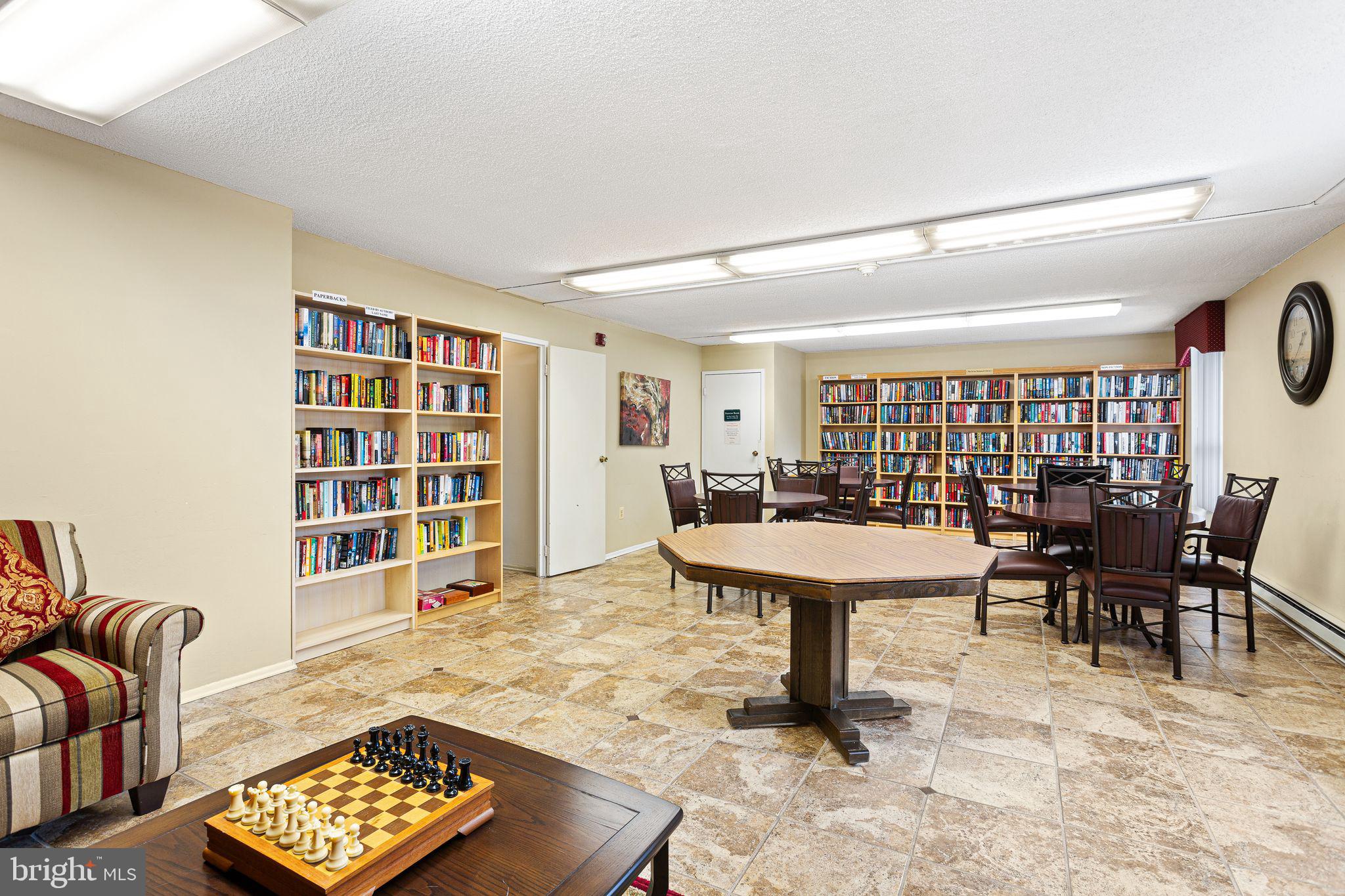 PLYMOUTH HILLS - Residential