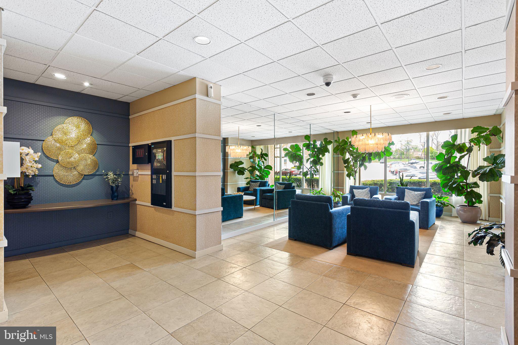 666 W GERMANTOWN PIKE 2504