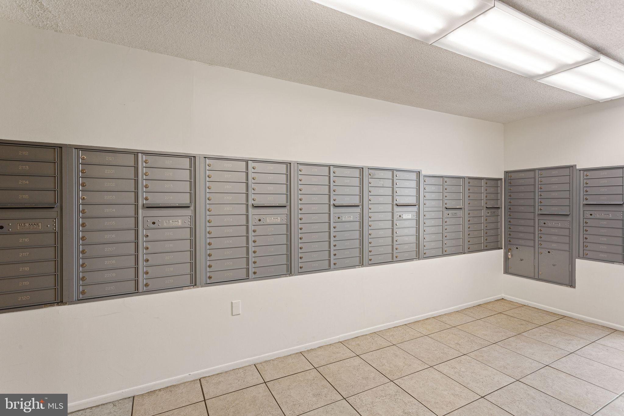 PLYMOUTH HILLS - Residential