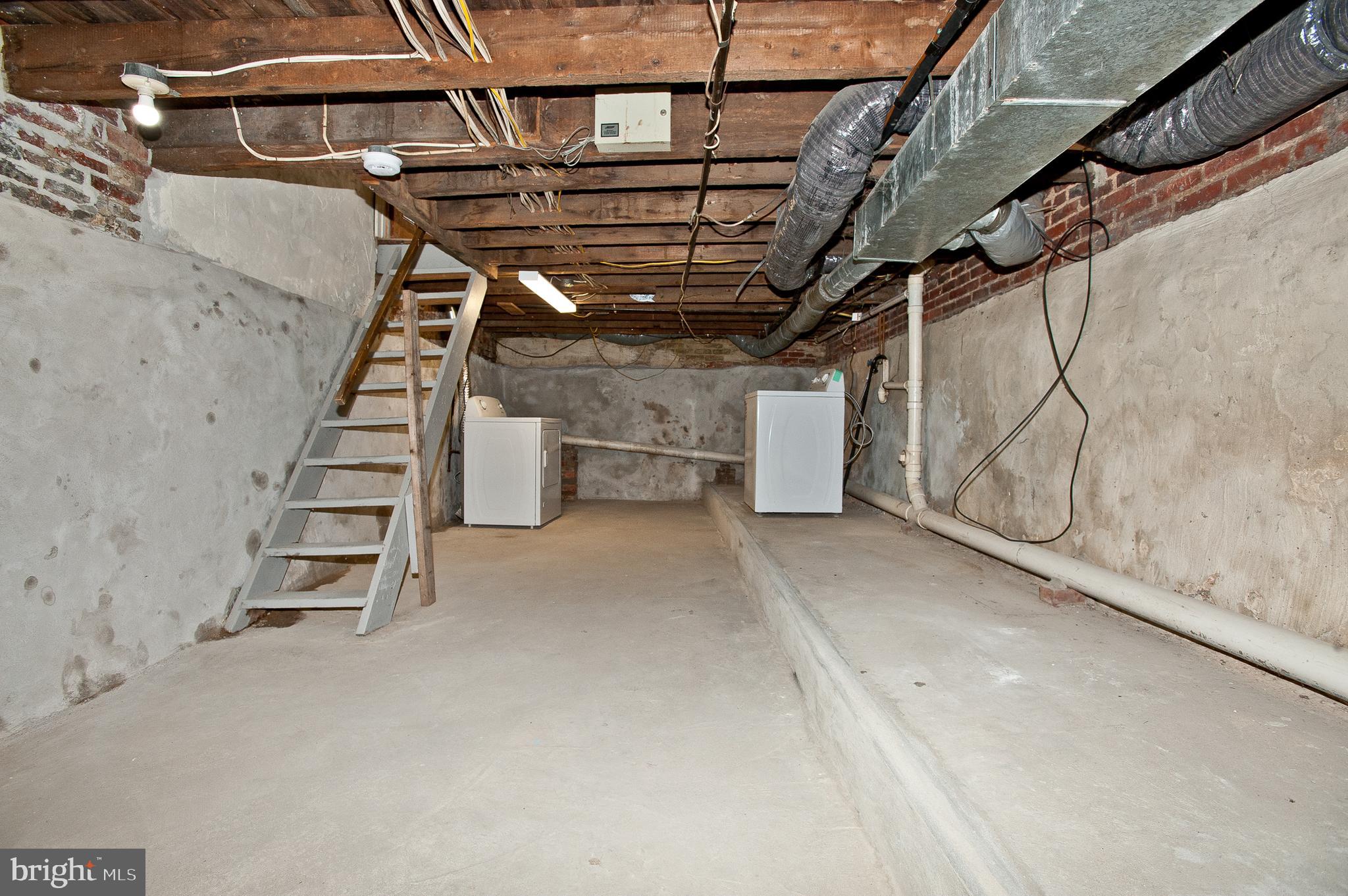 POWELTON VILLAGE - Residential