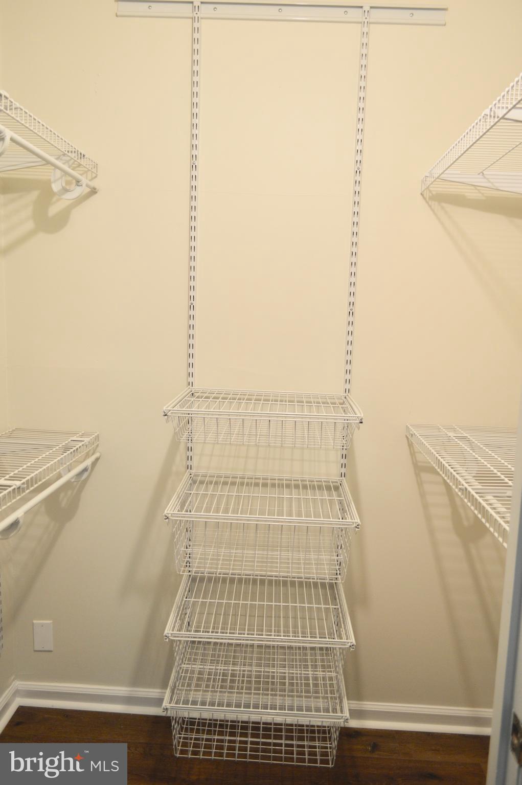 ECHO DALE - Residential Lease