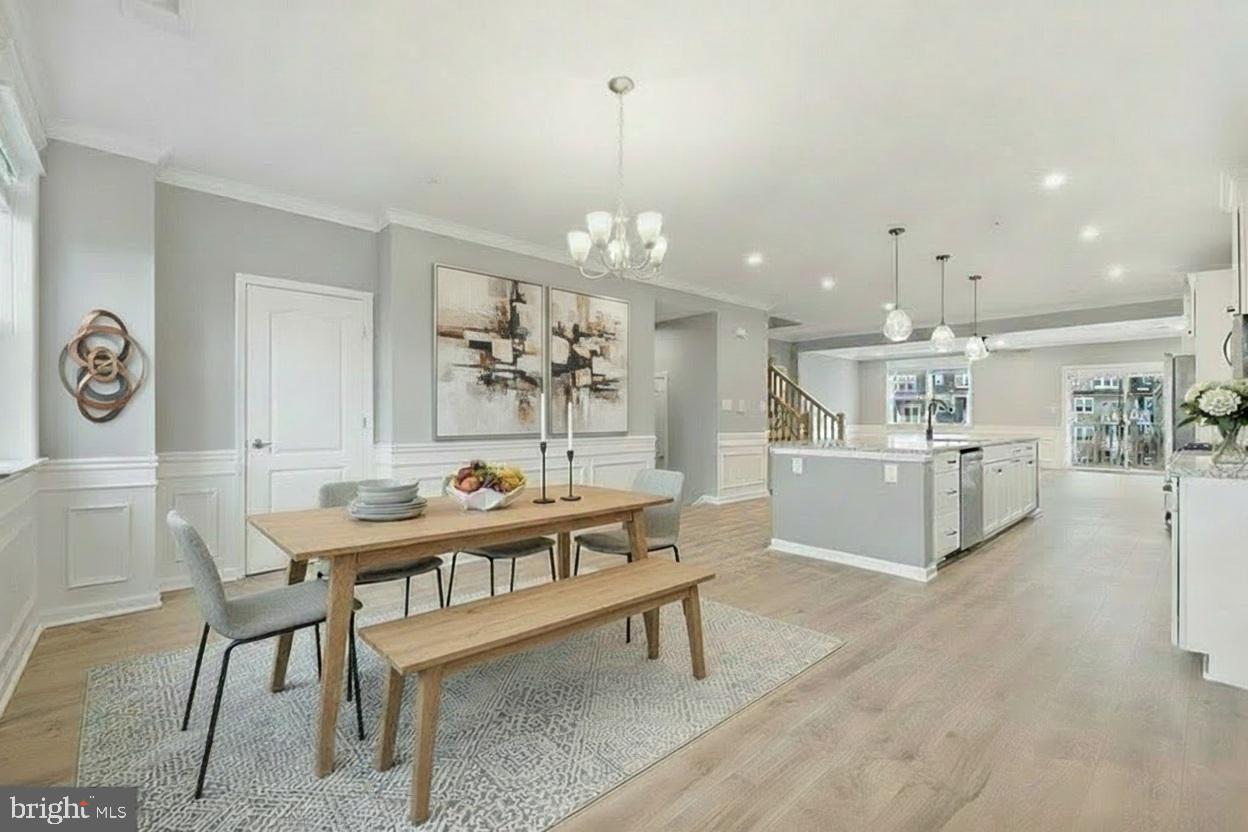 4615B CROSSING COURT