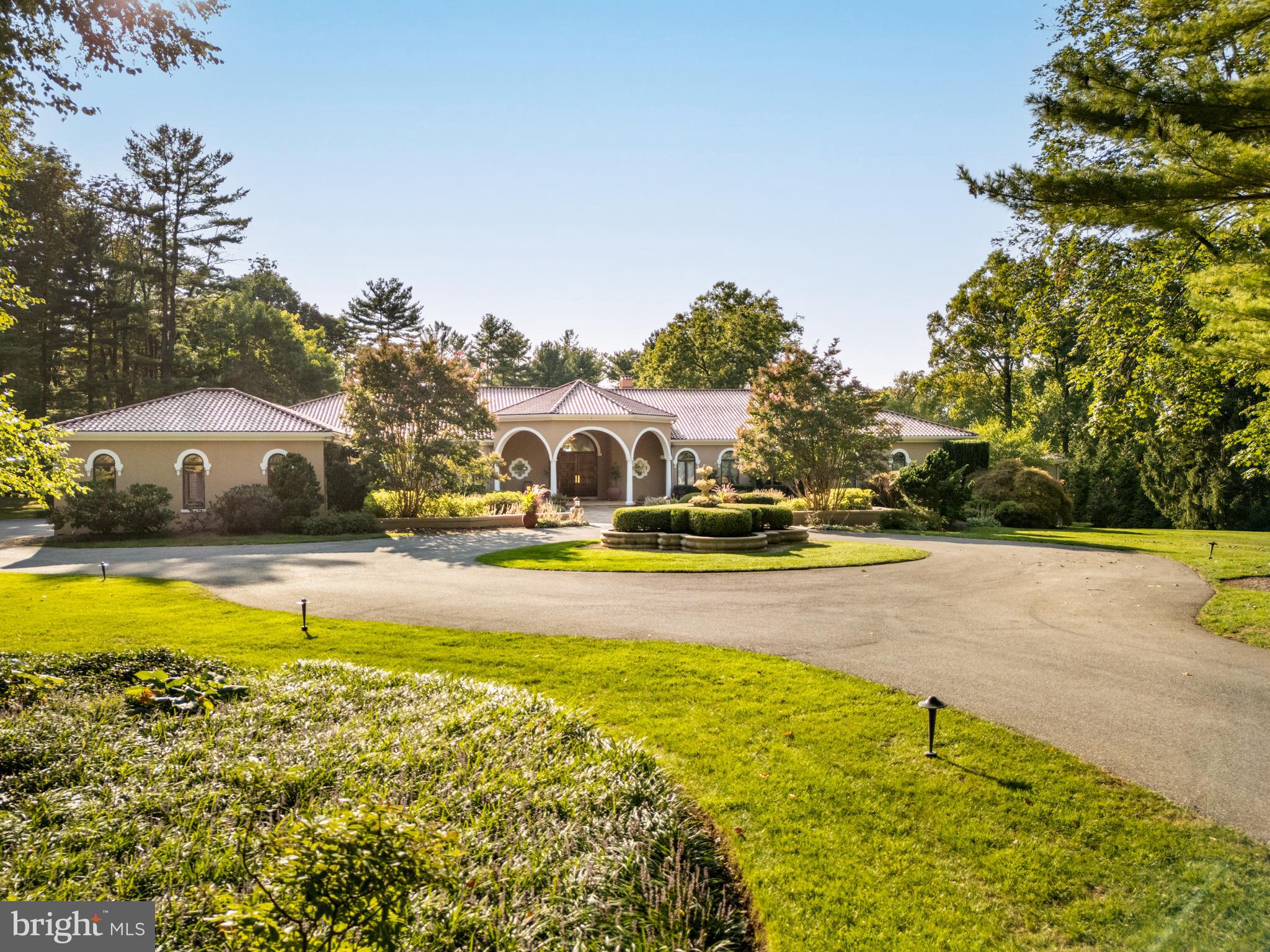 1100 GINKGO LANE