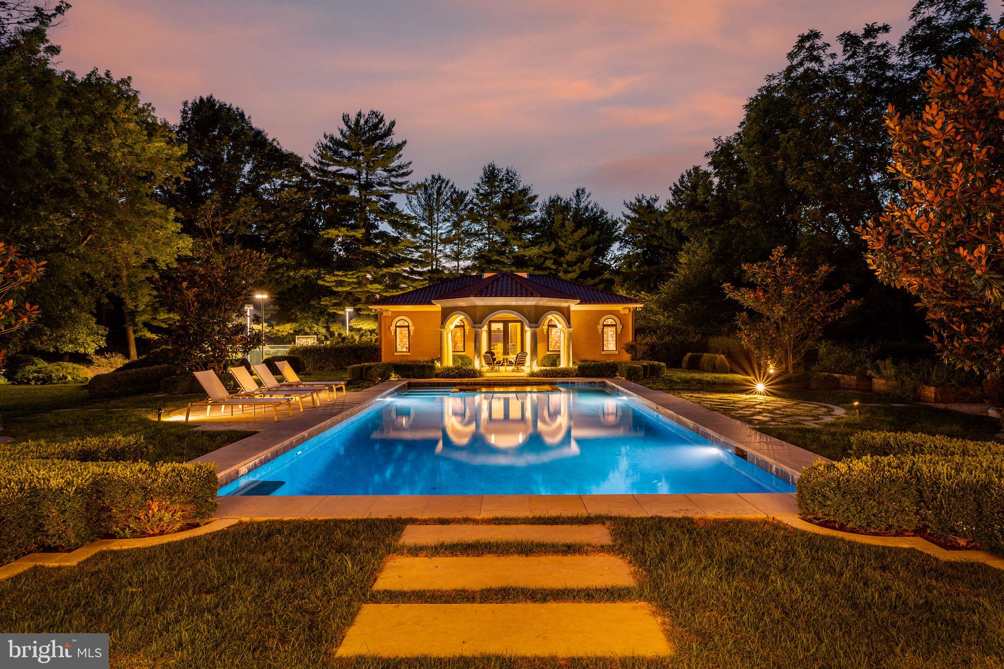 GLADWYNE - Residential