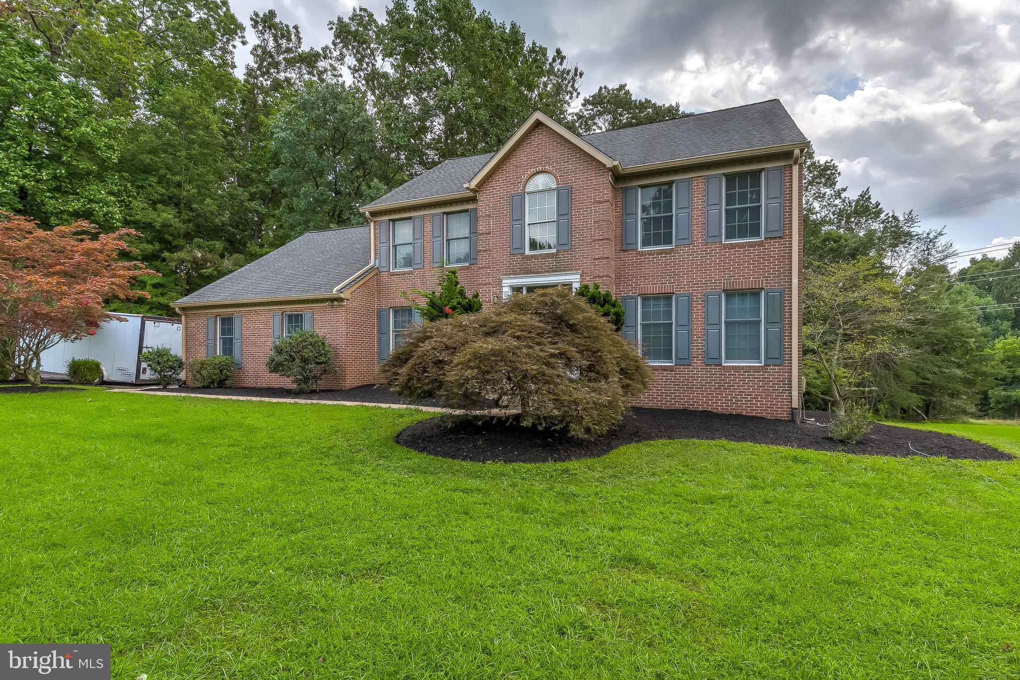 WOODLEAF - Residential