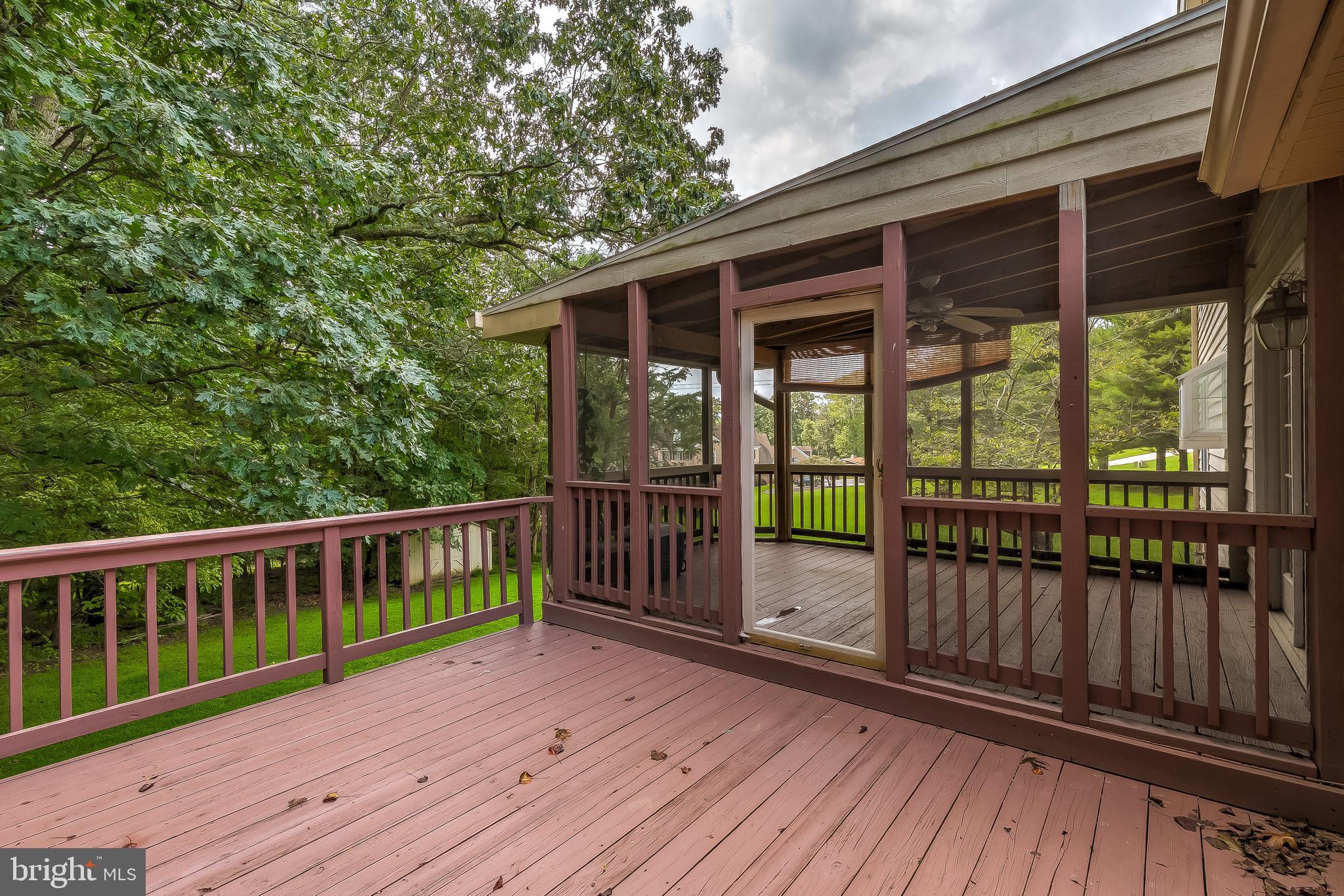 WOODLEAF - Residential