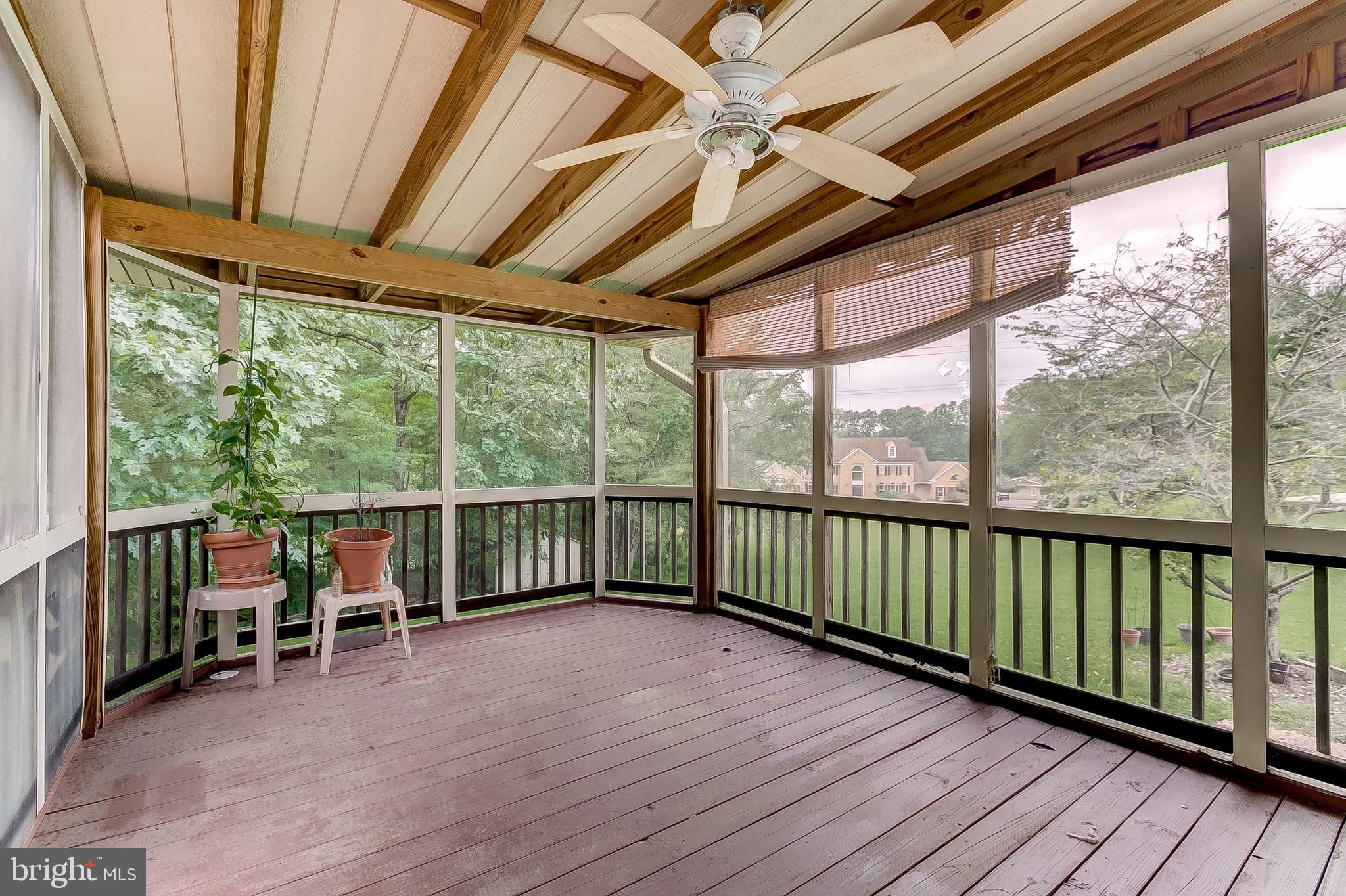 WOODLEAF - Residential