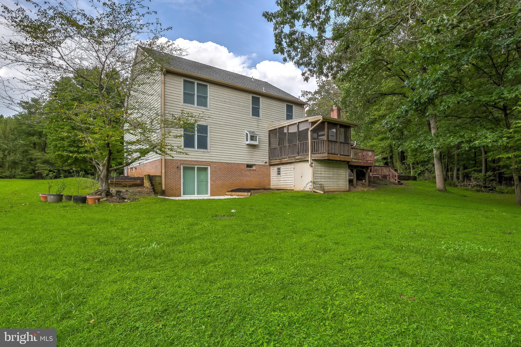 WOODLEAF - Residential