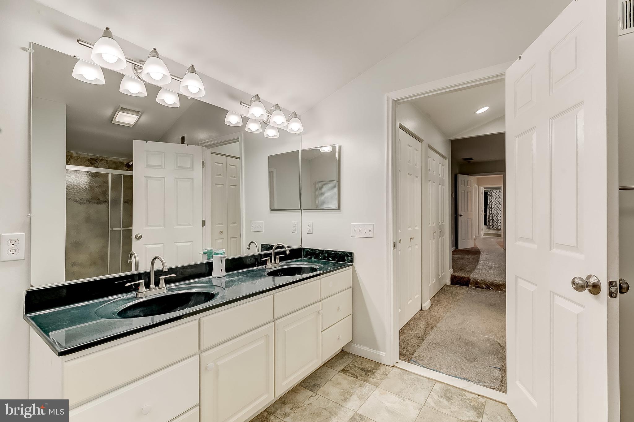 WOODLEAF - Residential