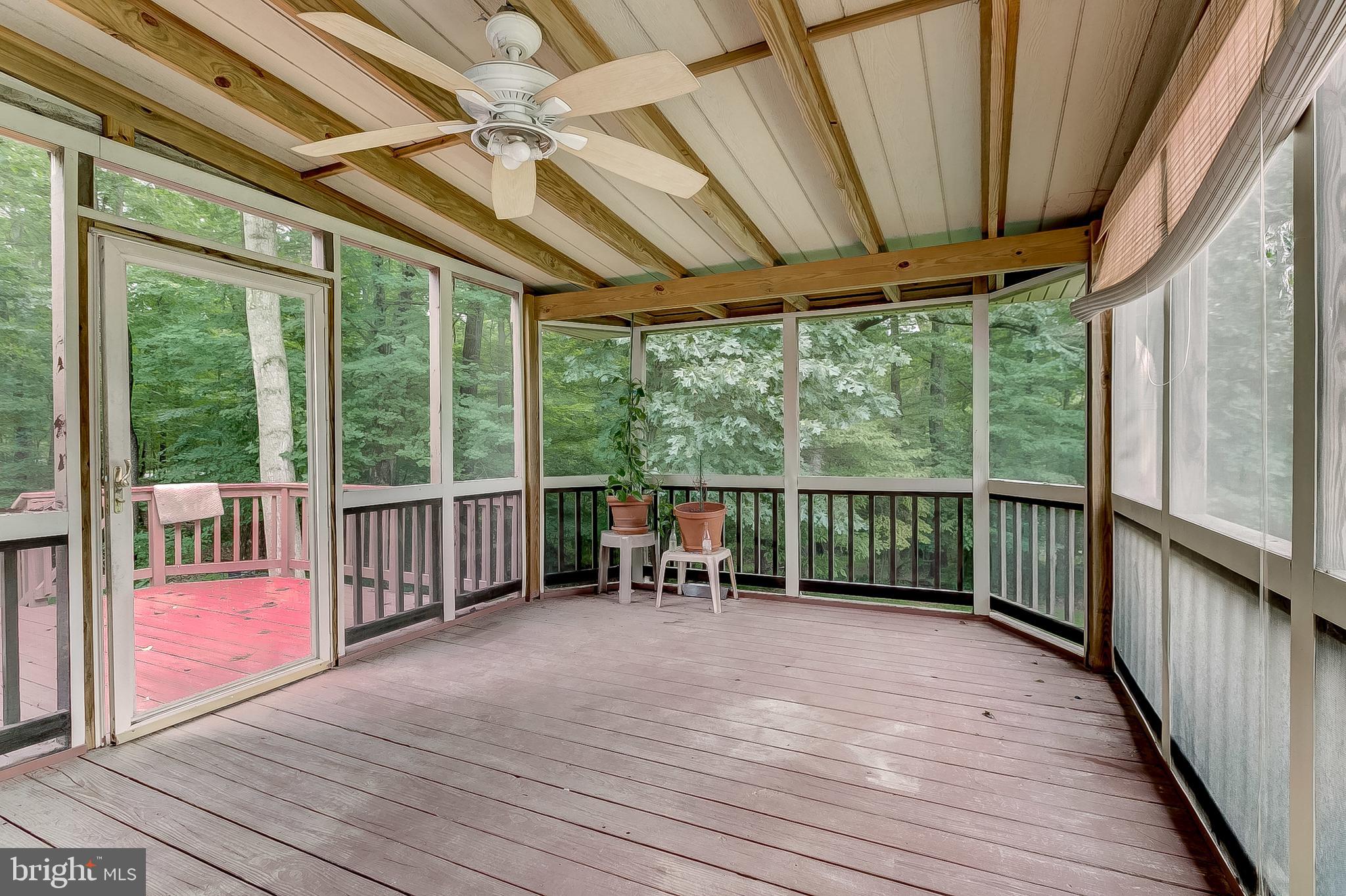 WOODLEAF - Residential