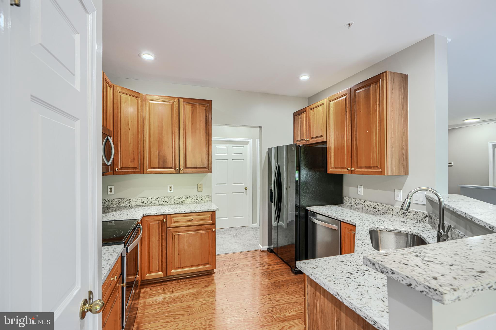 HOPEWELL POINTE - Residential