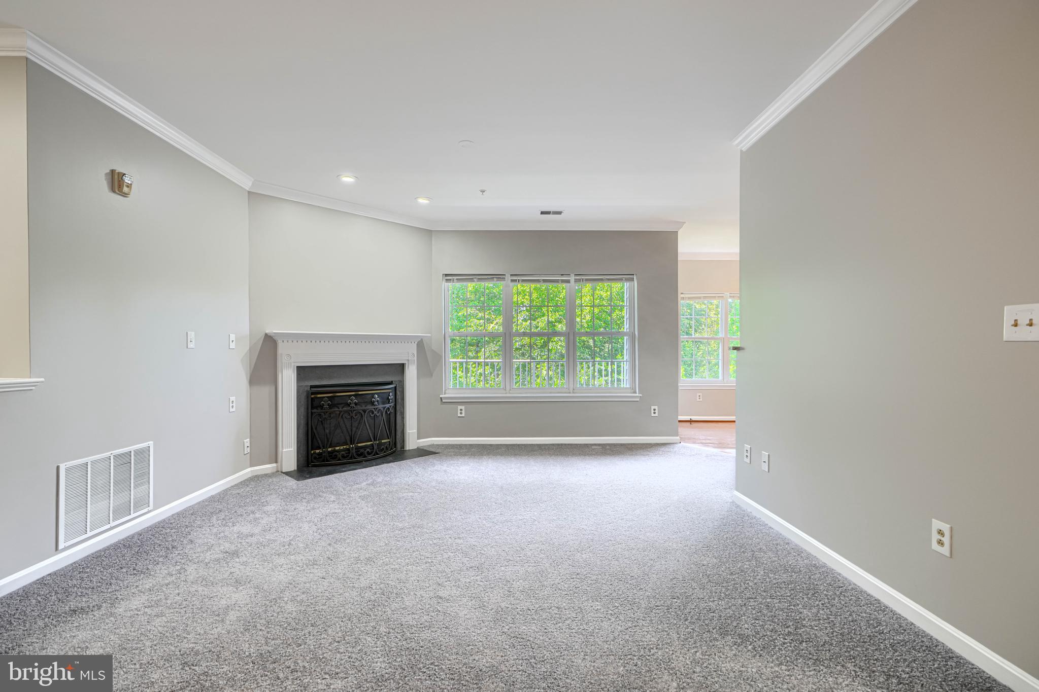 HOPEWELL POINTE - Residential