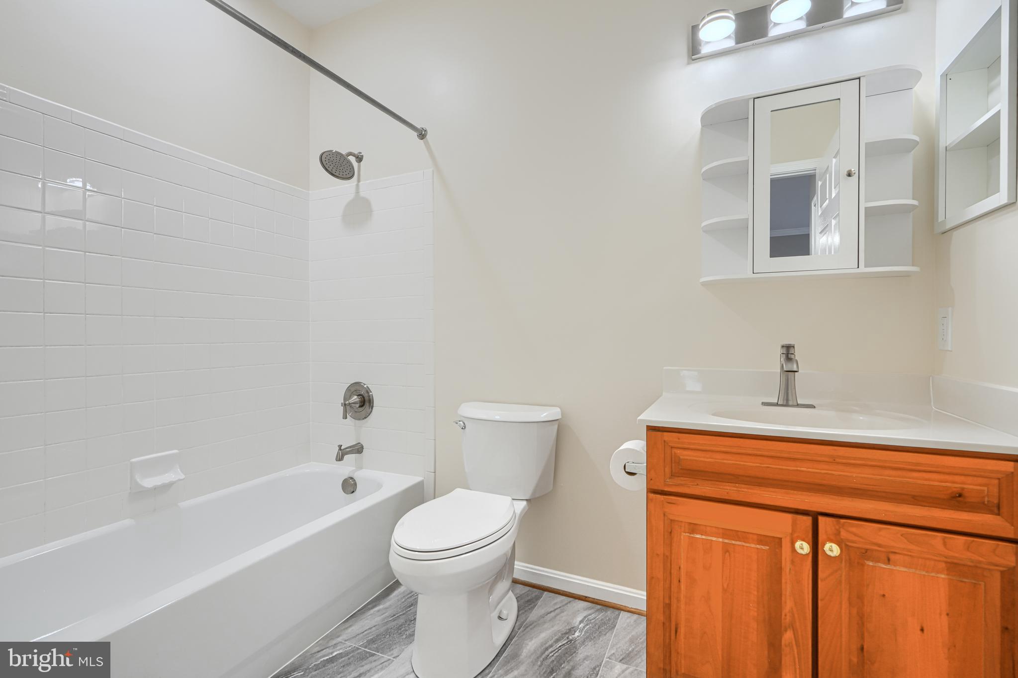 HOPEWELL POINTE - Residential