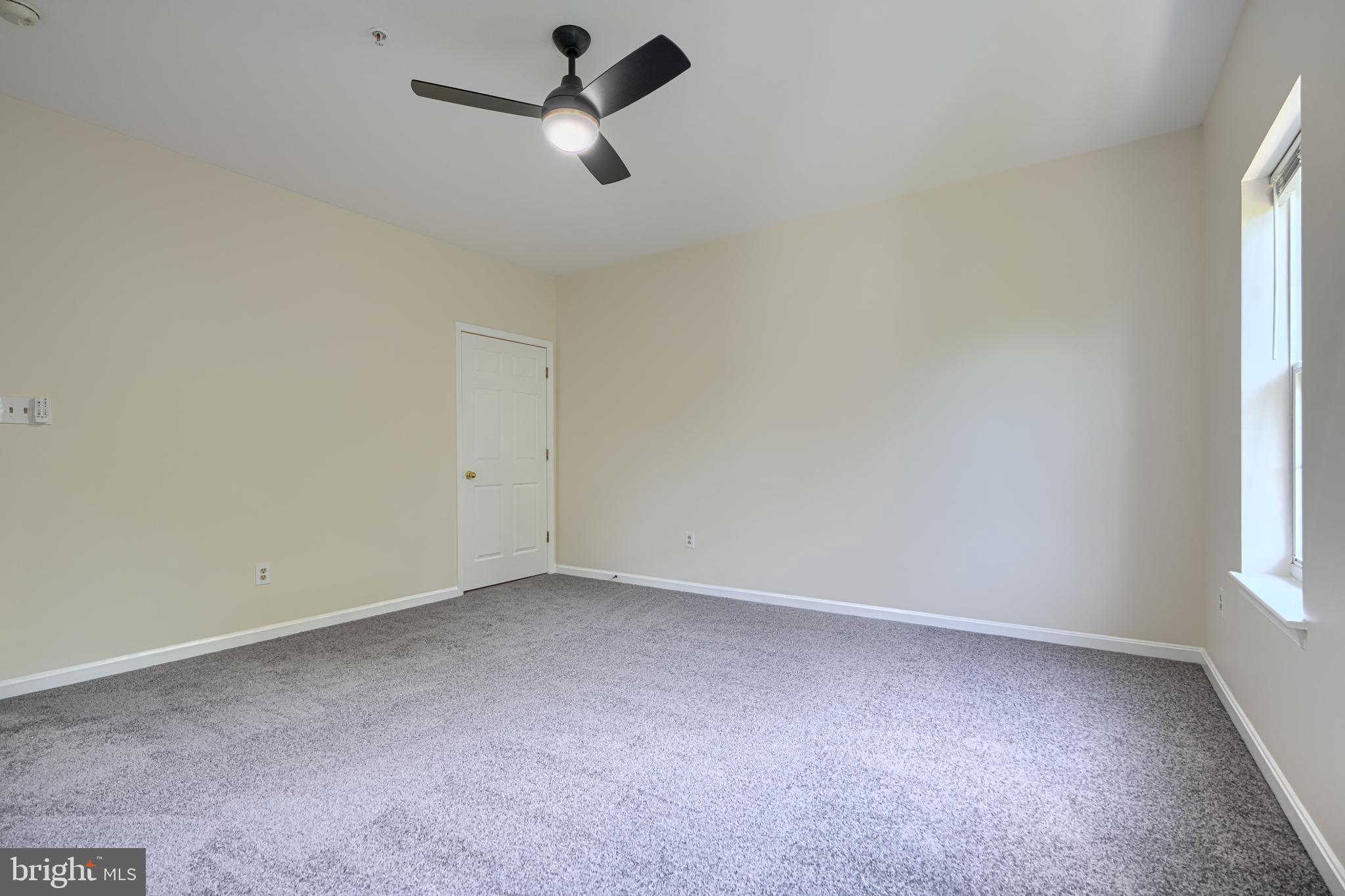 HOPEWELL POINTE - Residential