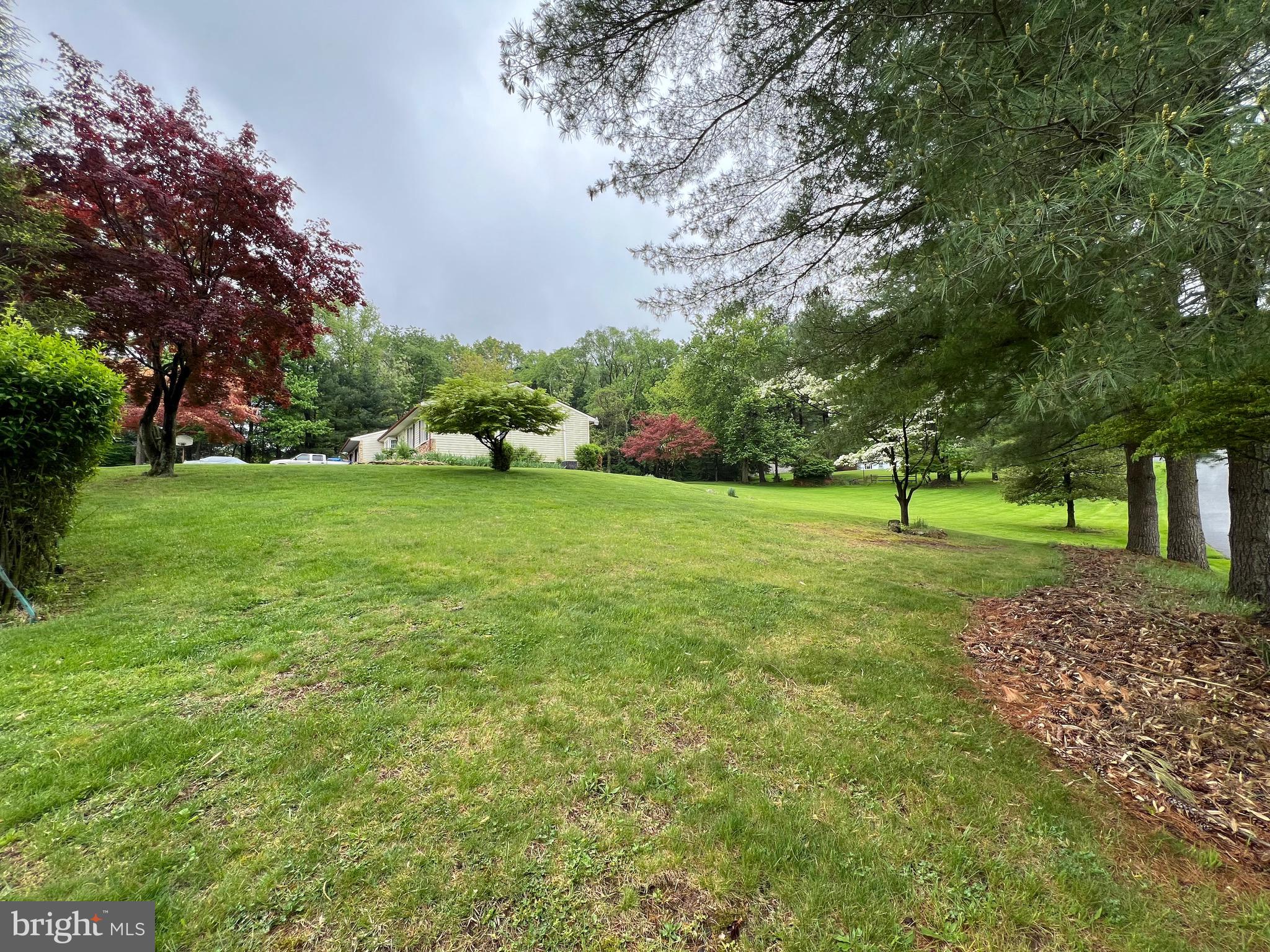 MOHNTON LAWN - Residential