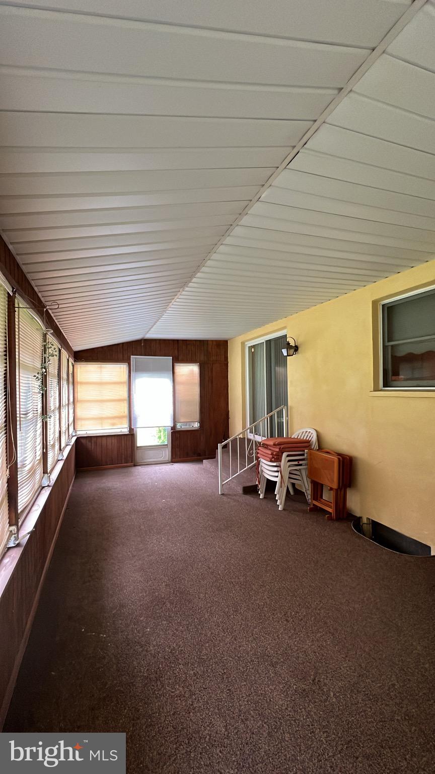 MOHNTON LAWN - Residential