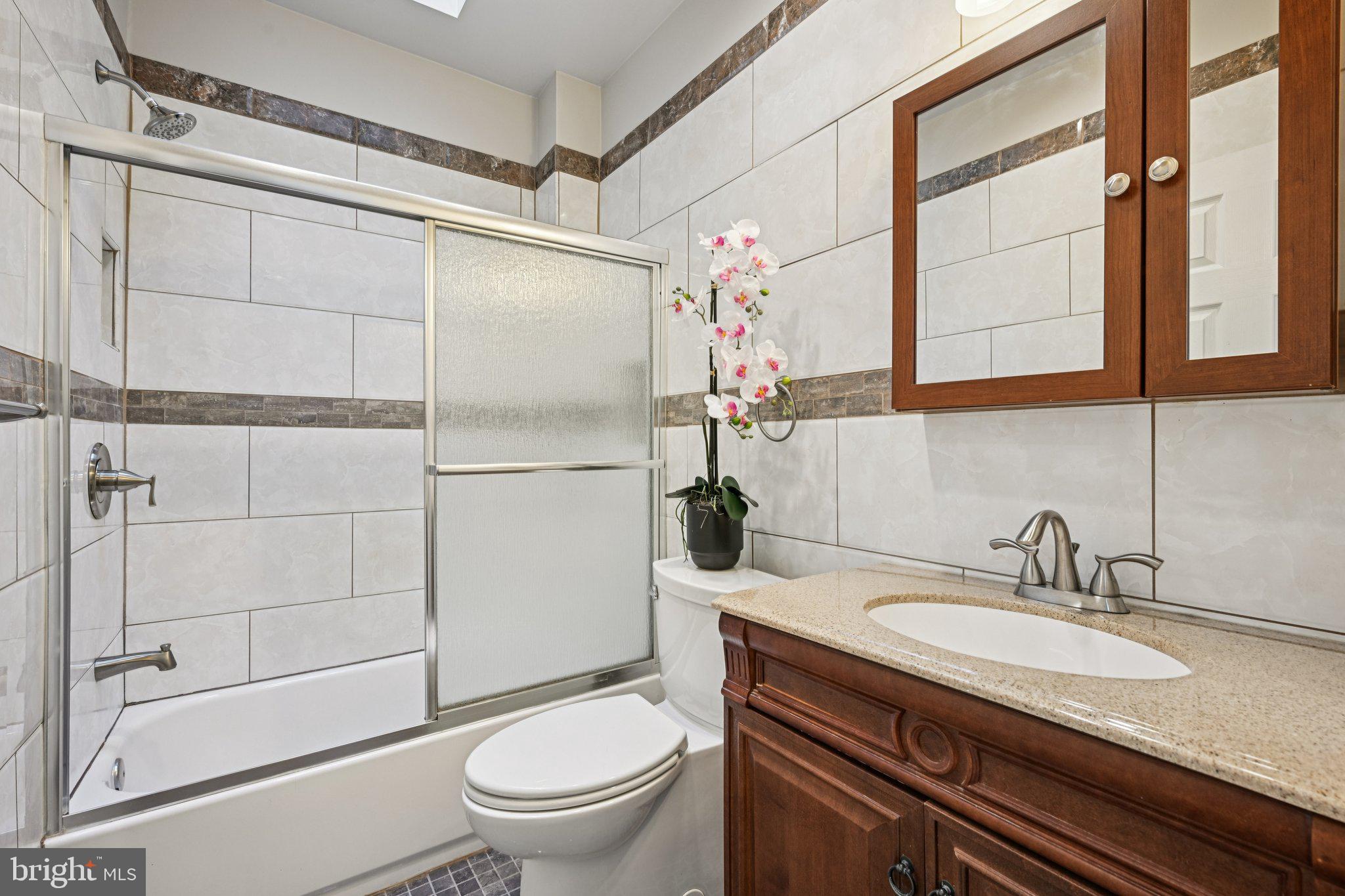 EAST PASSYUNK CROSSING - Residential