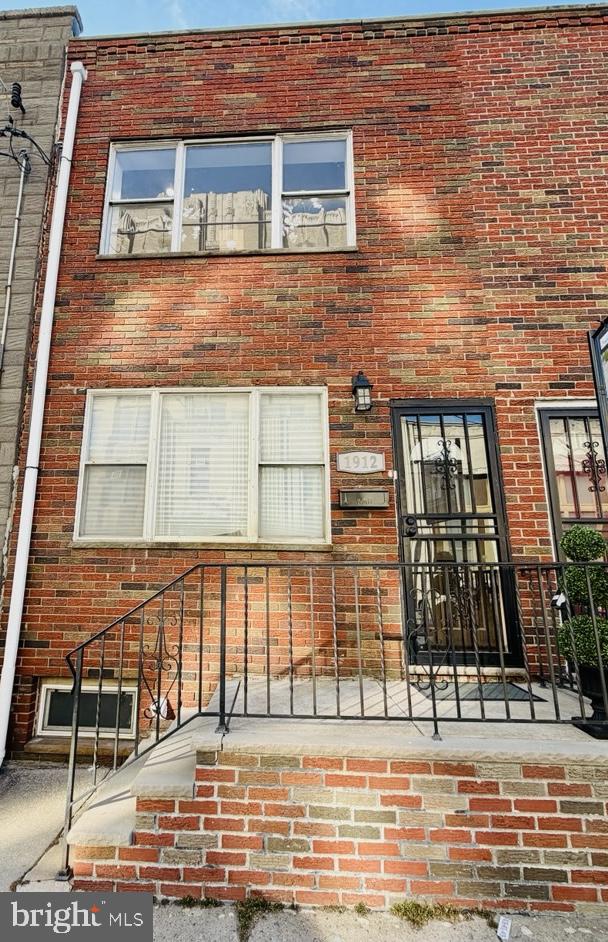 EAST PASSYUNK CROSSING - Residential