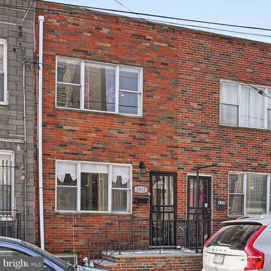 EAST PASSYUNK CROSSING - Residential