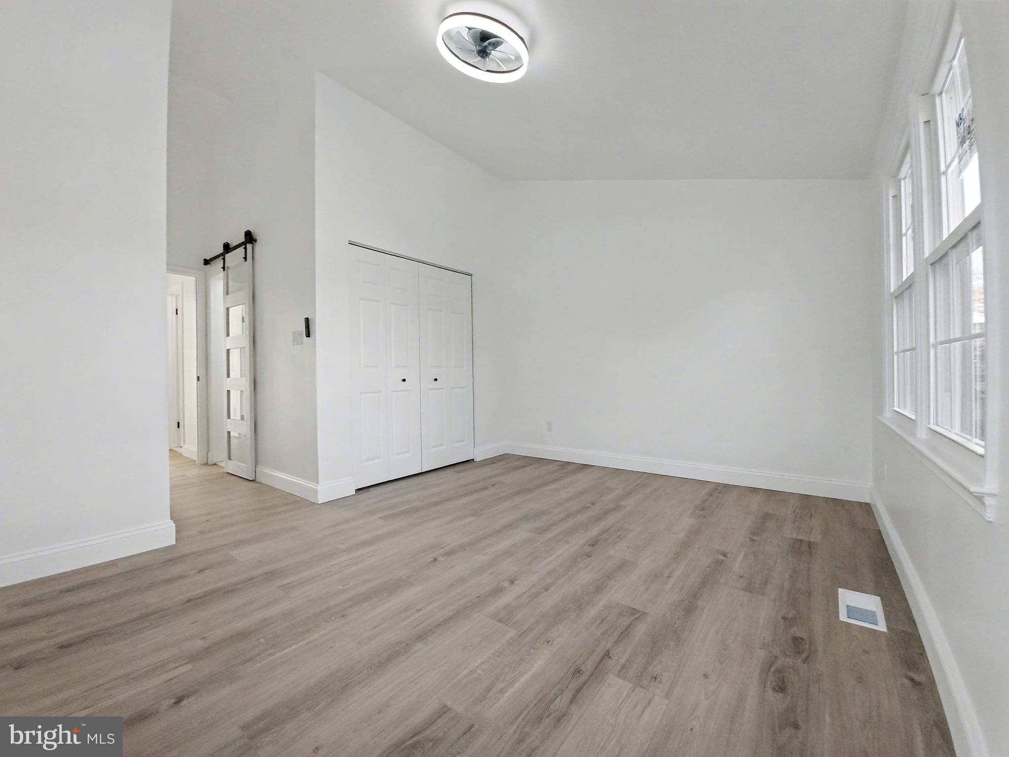 SUFFOLK PLACE - Residential