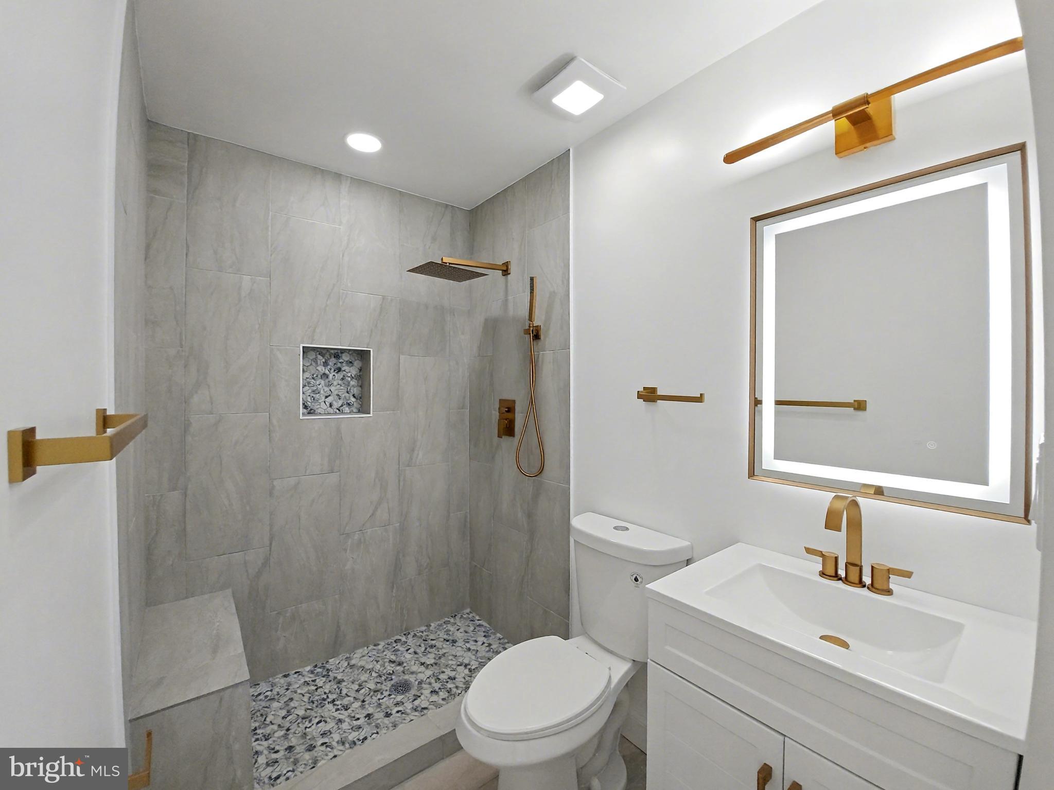 SUFFOLK PLACE - Residential