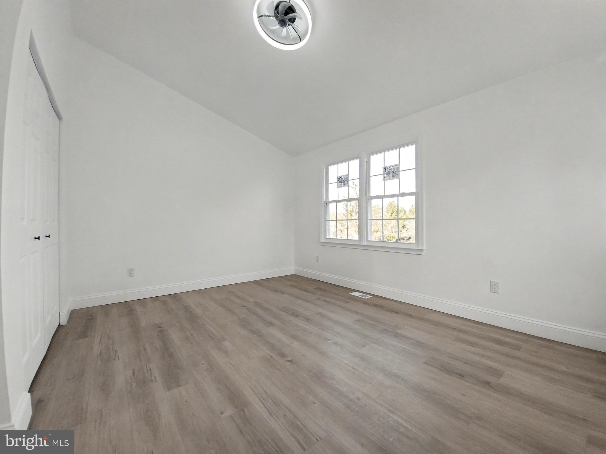 SUFFOLK PLACE - Residential