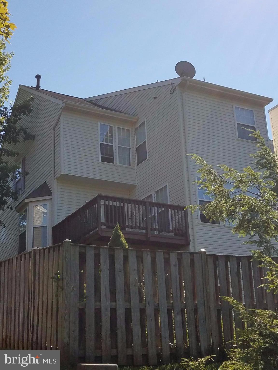 CASCADES - Residential Lease