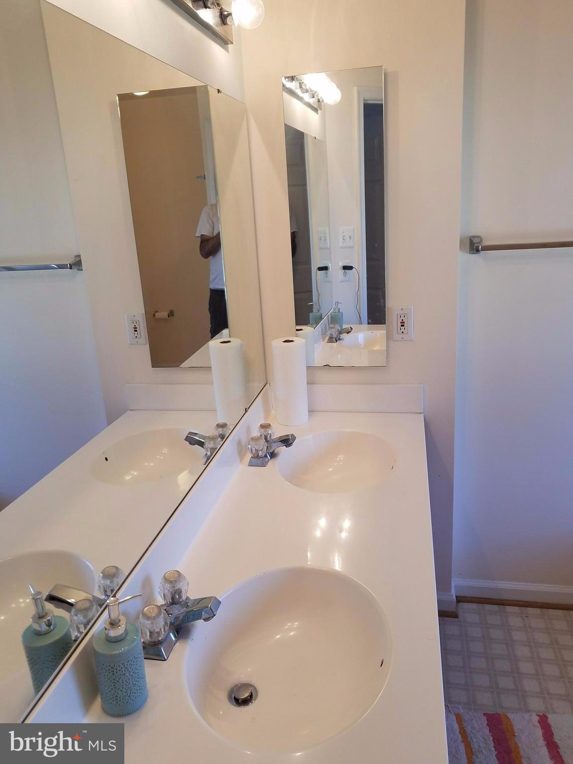 CASCADES - Residential Lease