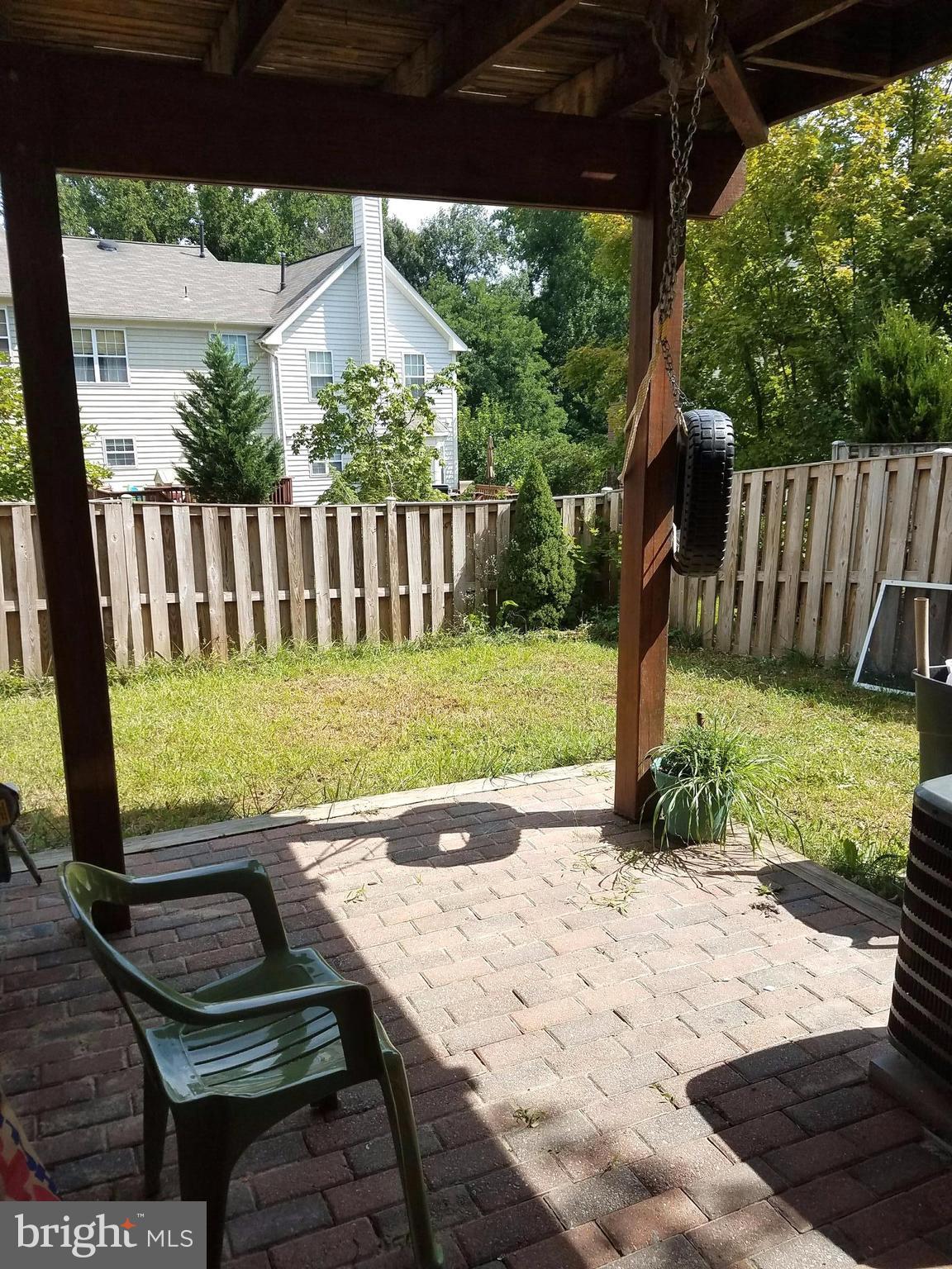 CASCADES - Residential Lease