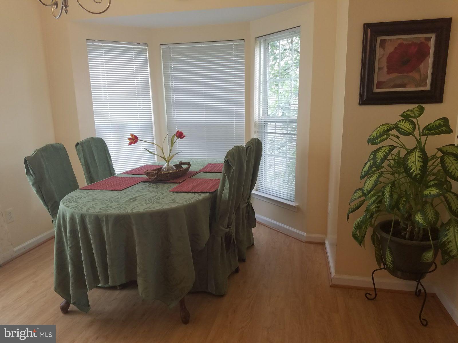 CASCADES - Residential Lease