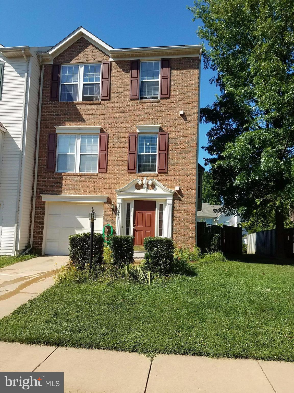 CASCADES - Residential Lease