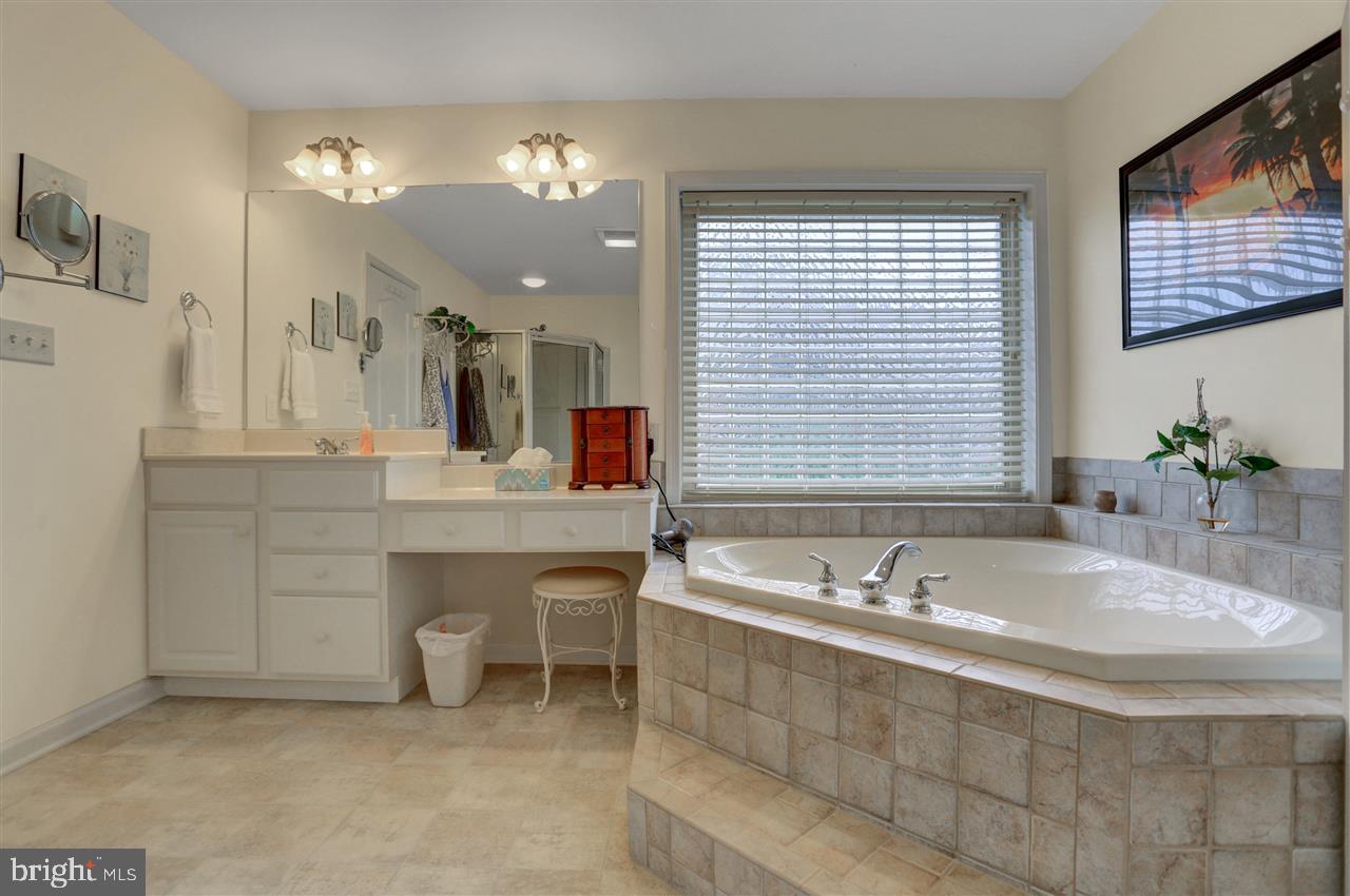 DONWOOD ESTATES - Residential