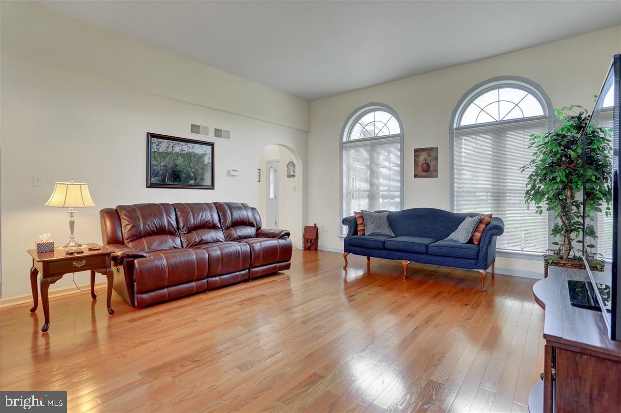 DONWOOD ESTATES - Residential