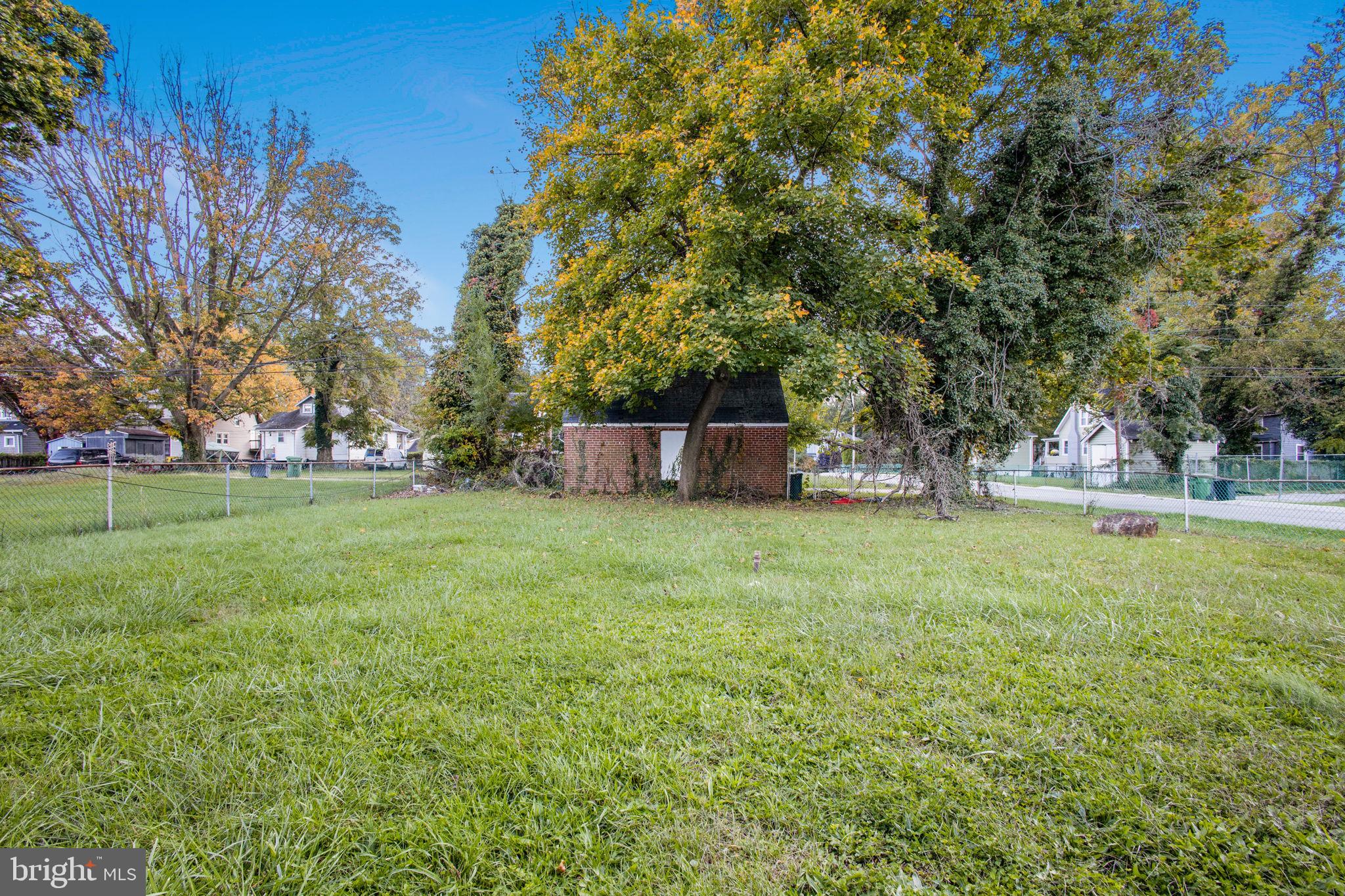 HOWARD PARK - Residential