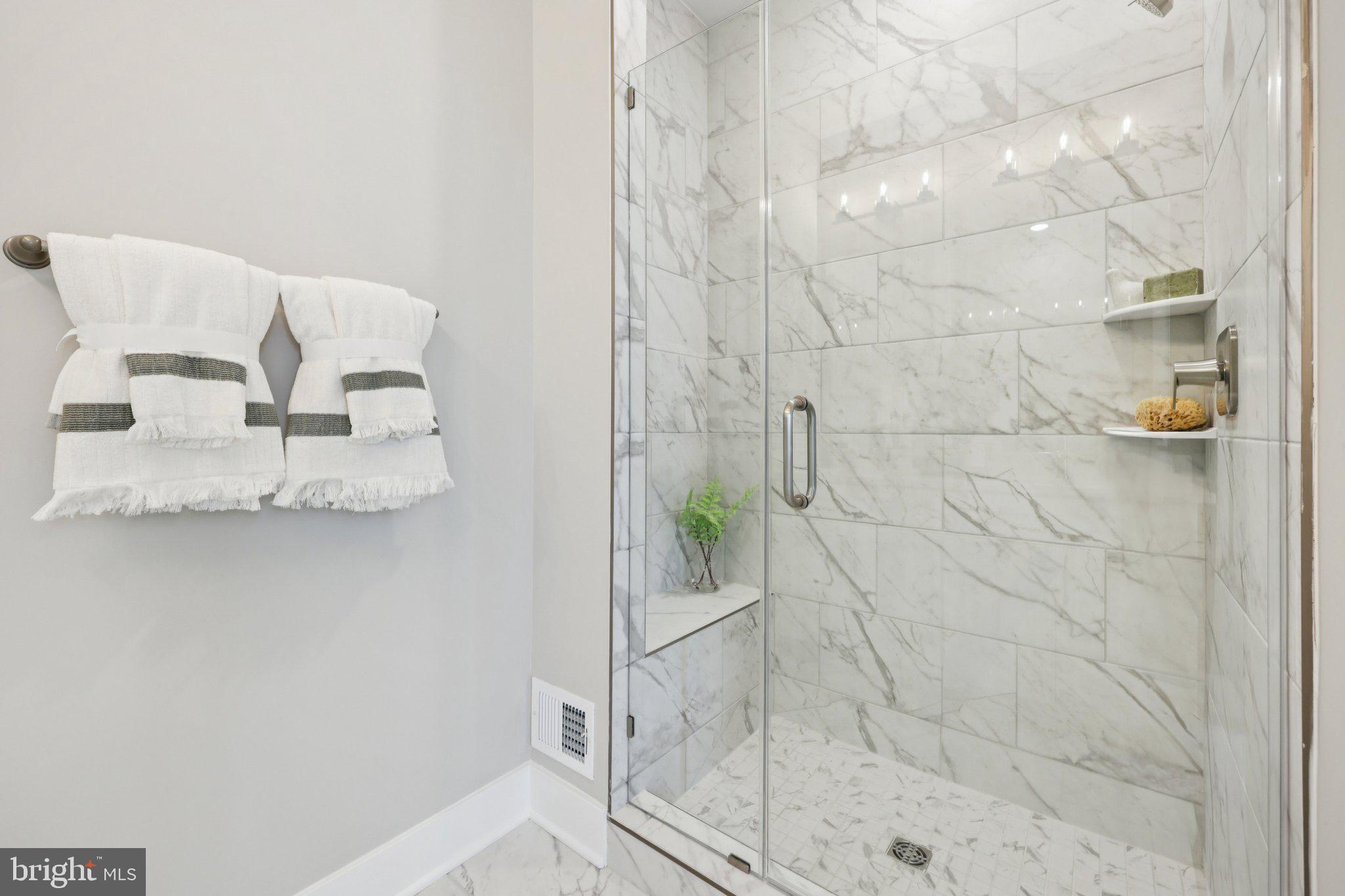 INNOVATION TOWN CENTER - Residential