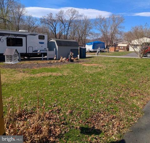 Vacant Land For Sale - BLOCK 59 LOT 10 Jolly Wood Drive Dr<br/> FALLING WATERS, WV 25419