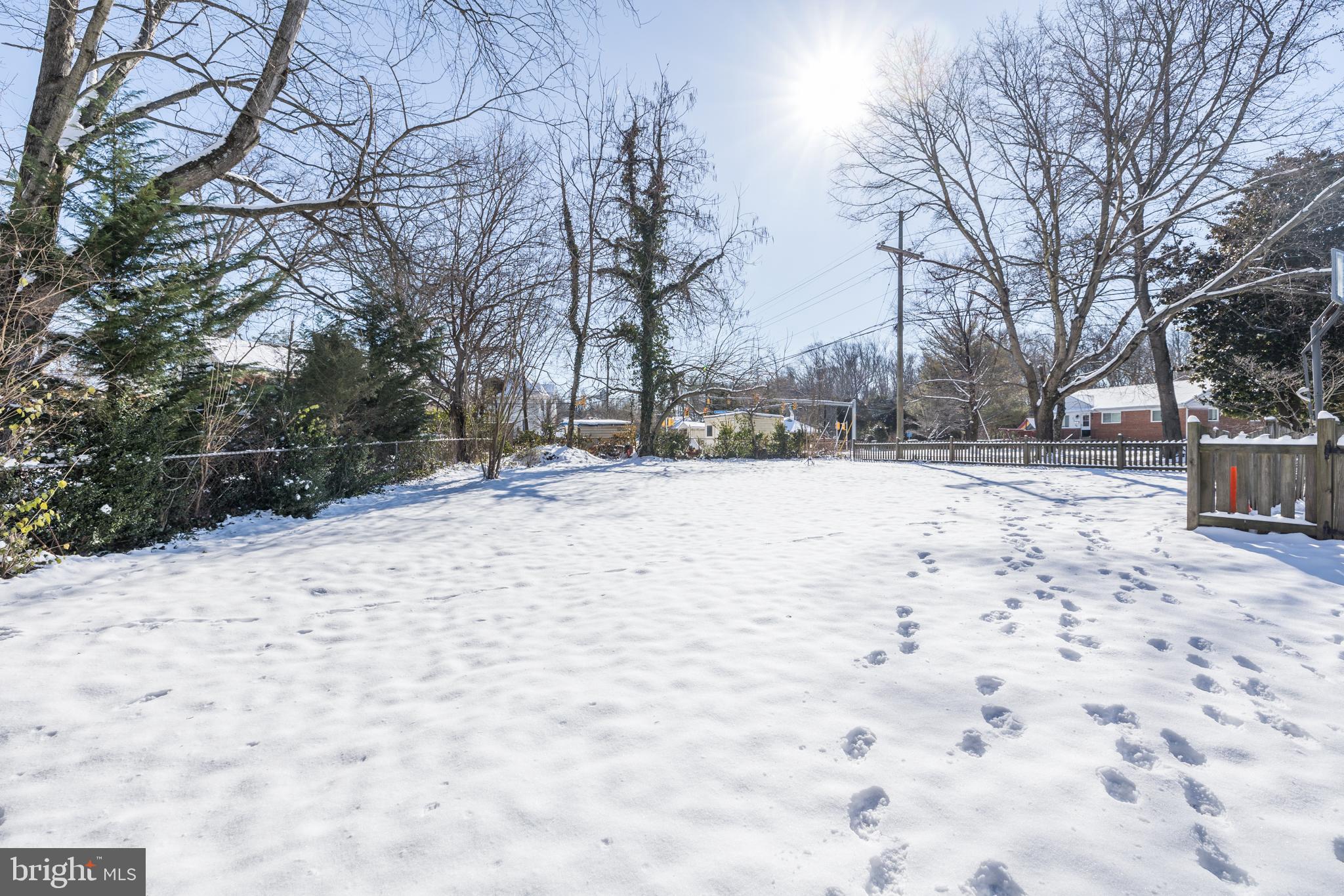 BROYHILL PARK - Residential