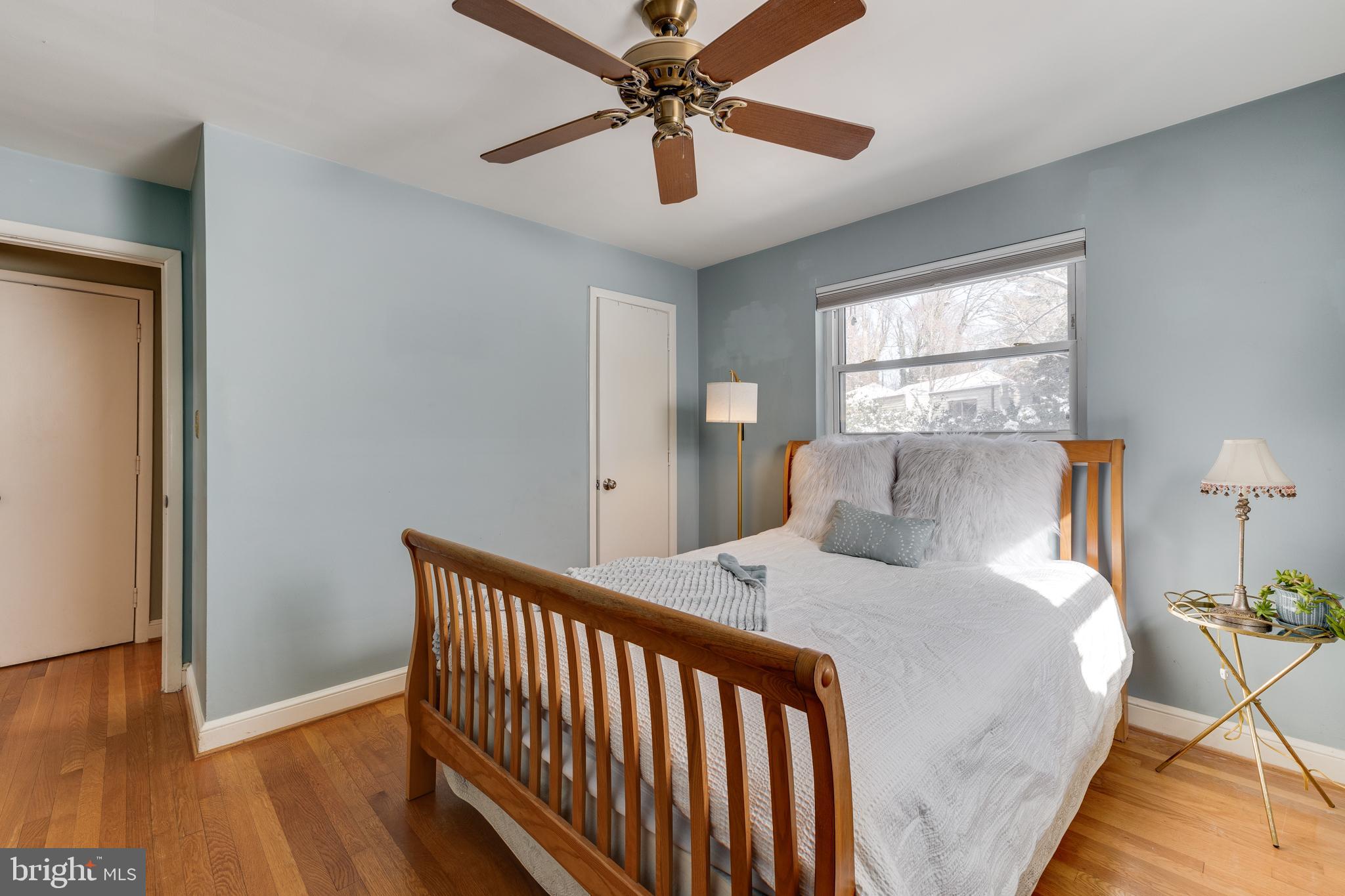 BROYHILL PARK - Residential