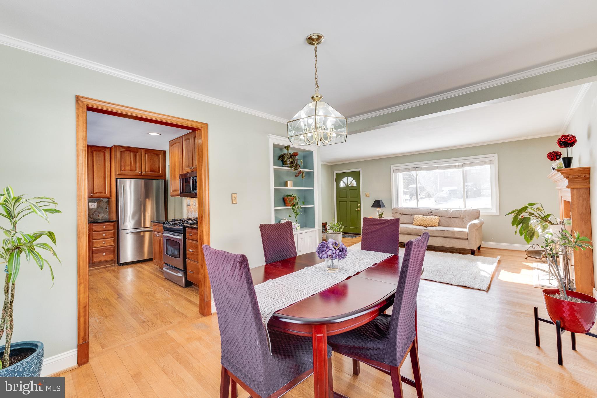 BROYHILL PARK - Residential