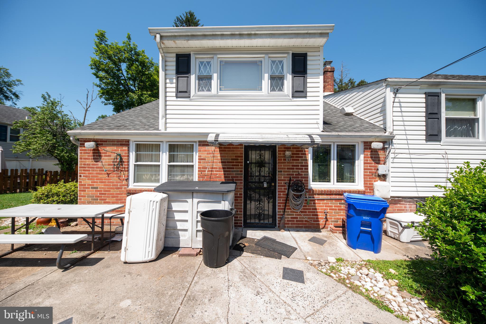 LAVEROCK - Residential