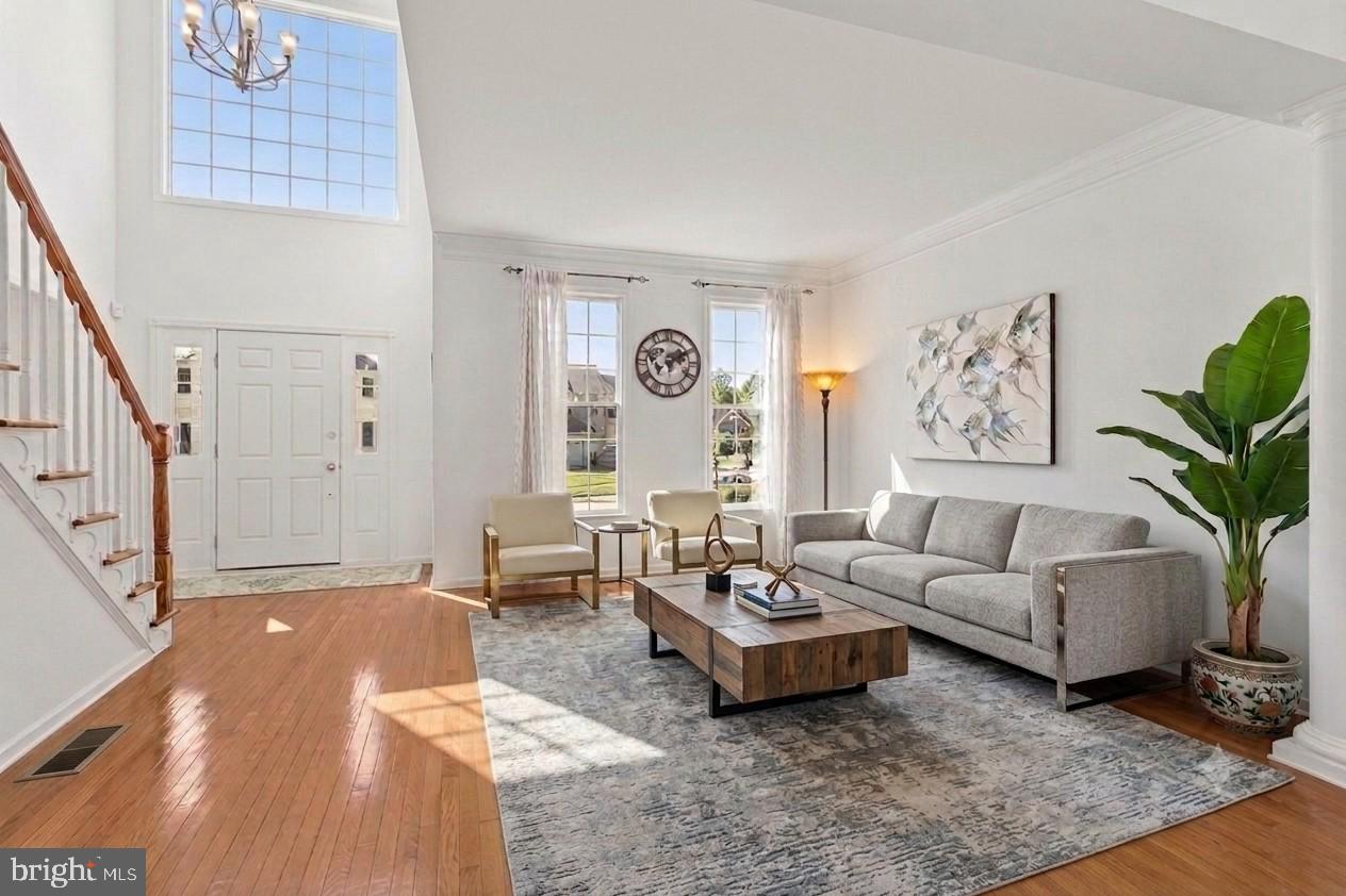 43 LOCKWOOD DRIVE