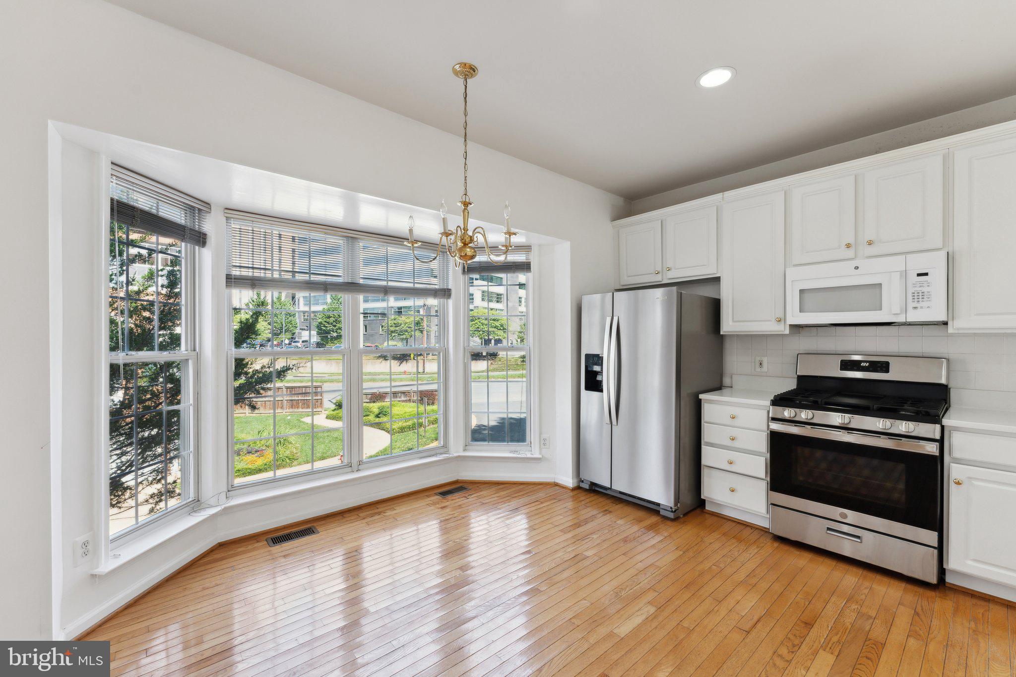 HERITAGE WOODS - Residential Lease