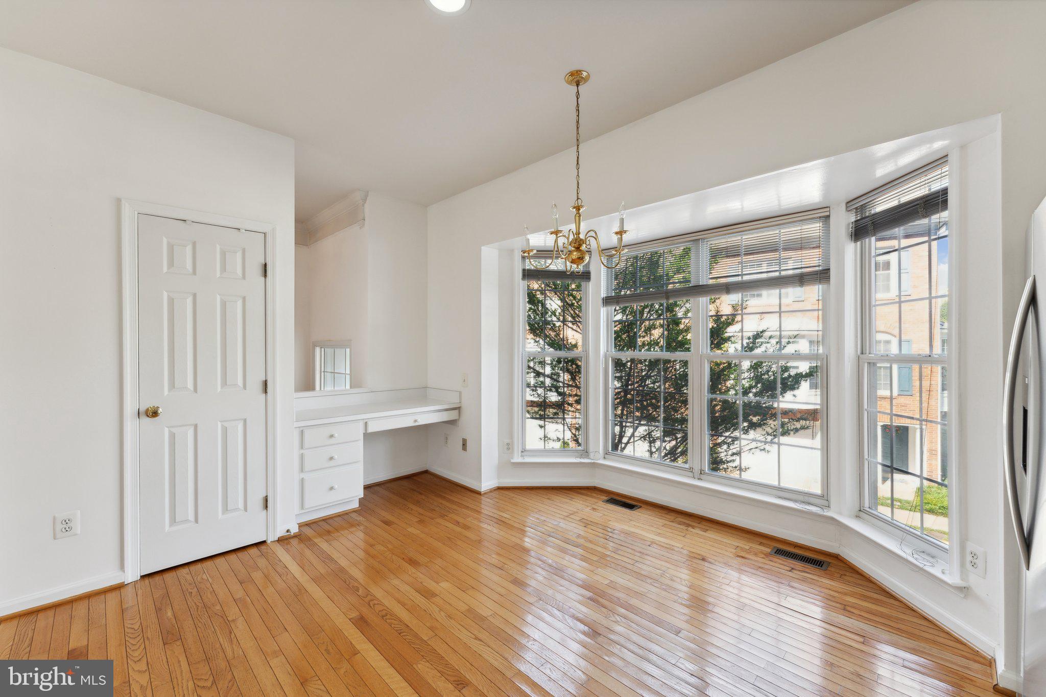 HERITAGE WOODS - Residential Lease